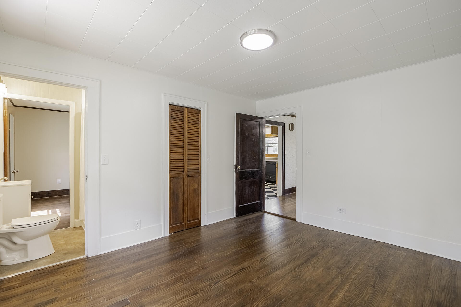 52 Chapman Drive Property Photo 12
