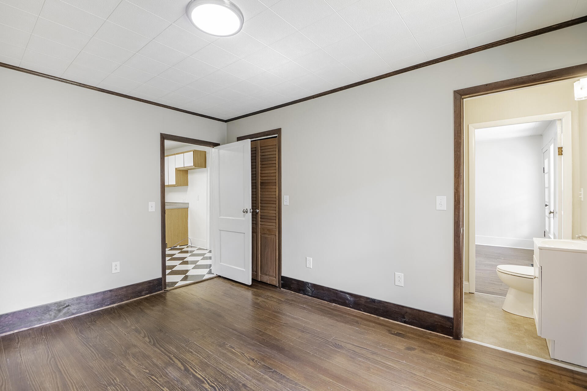 52 Chapman Drive Property Photo 15