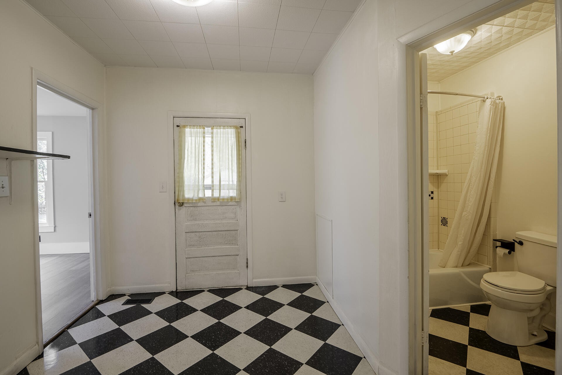52 Chapman Drive Property Photo 23