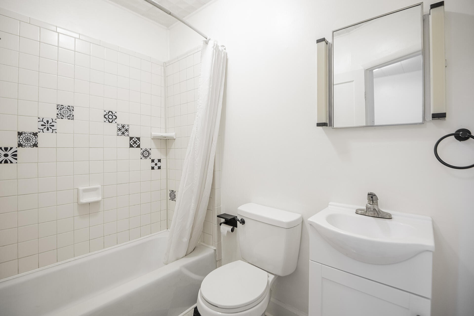 52 Chapman Drive Property Photo 25