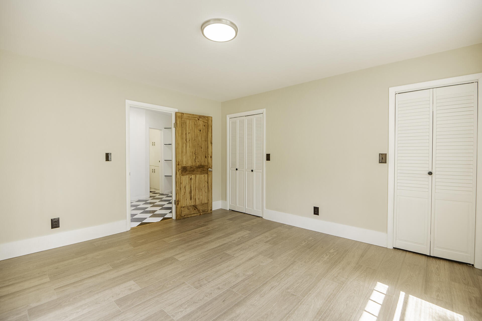 52 Chapman Drive Property Photo 28
