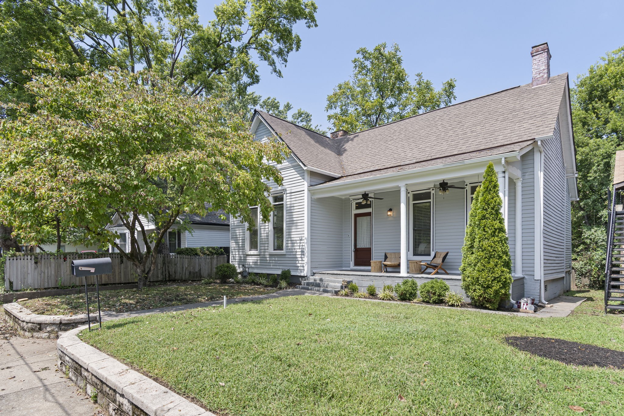 1211 Boscobel St Property Photo 4