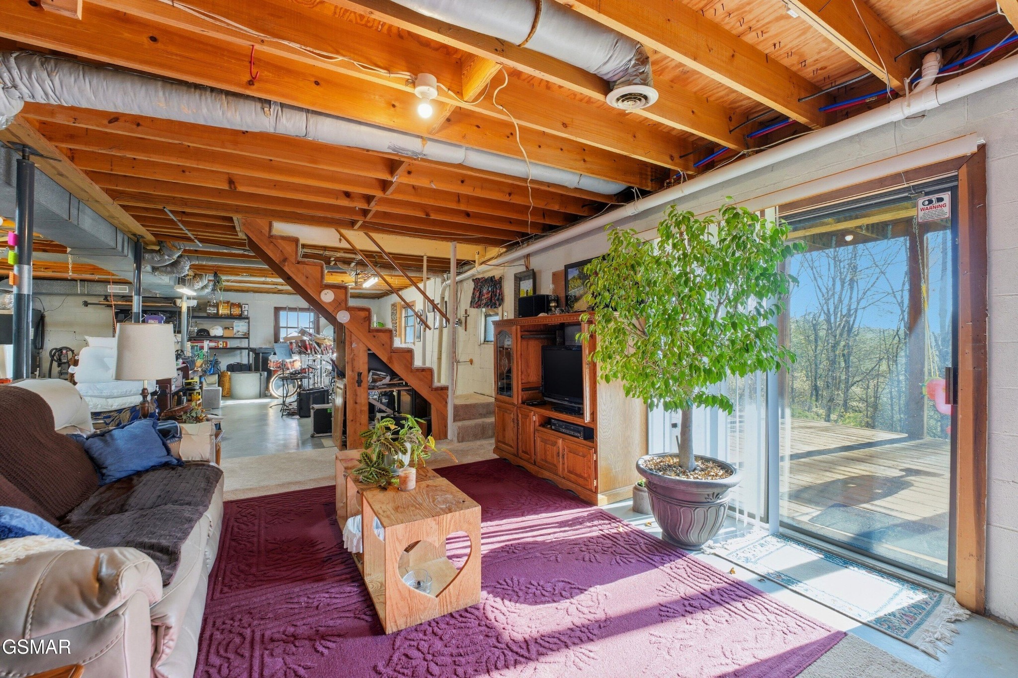 728 Schneider Lane Property Photo 8