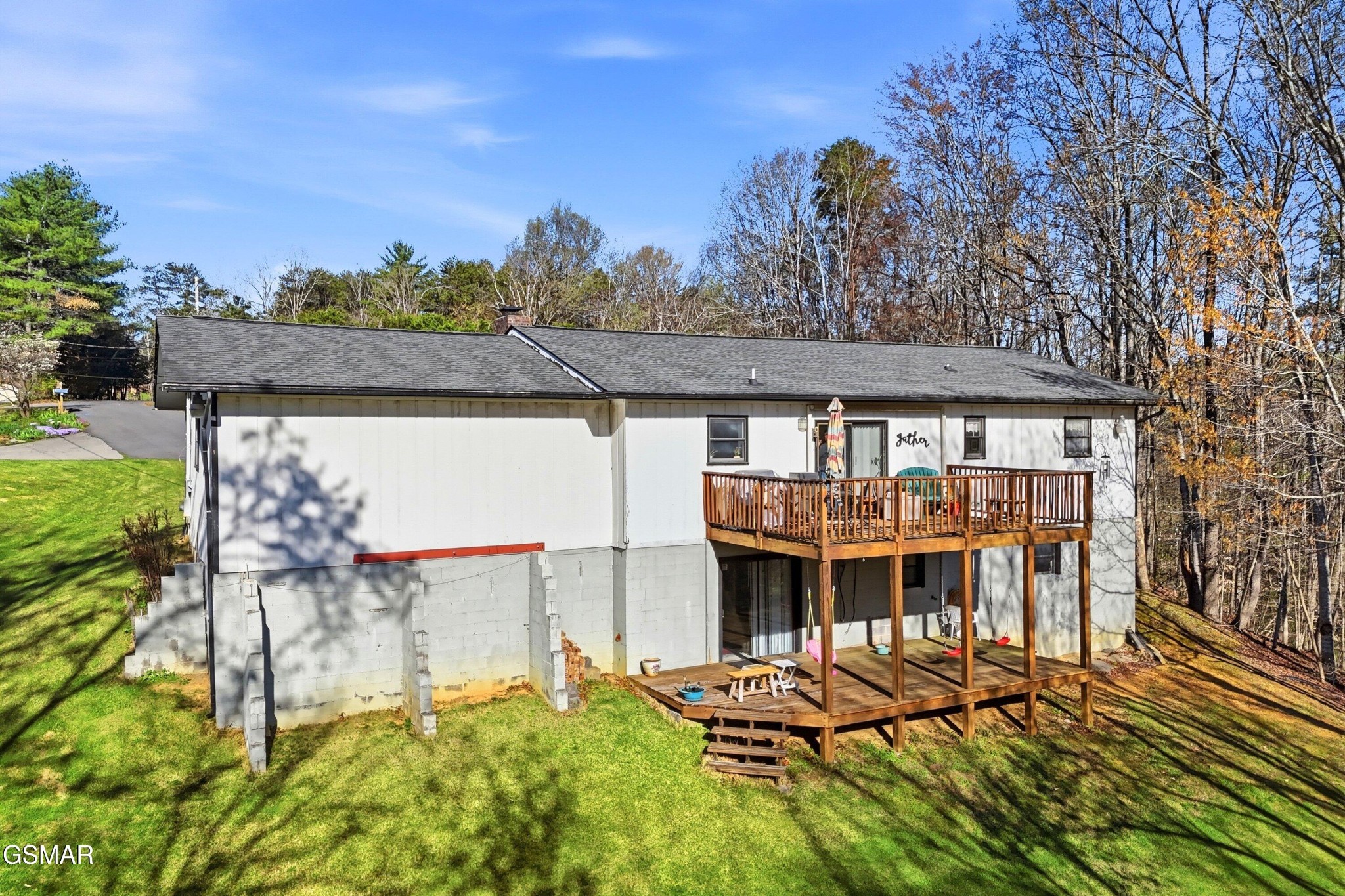 728 Schneider Lane Property Photo 14