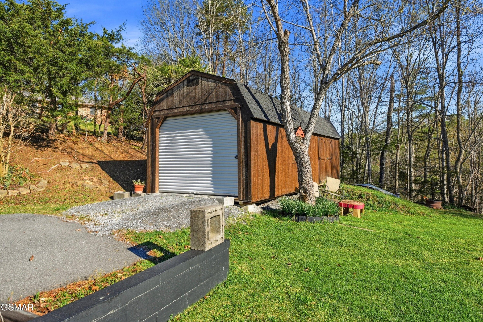 728 Schneider Lane Property Photo 16