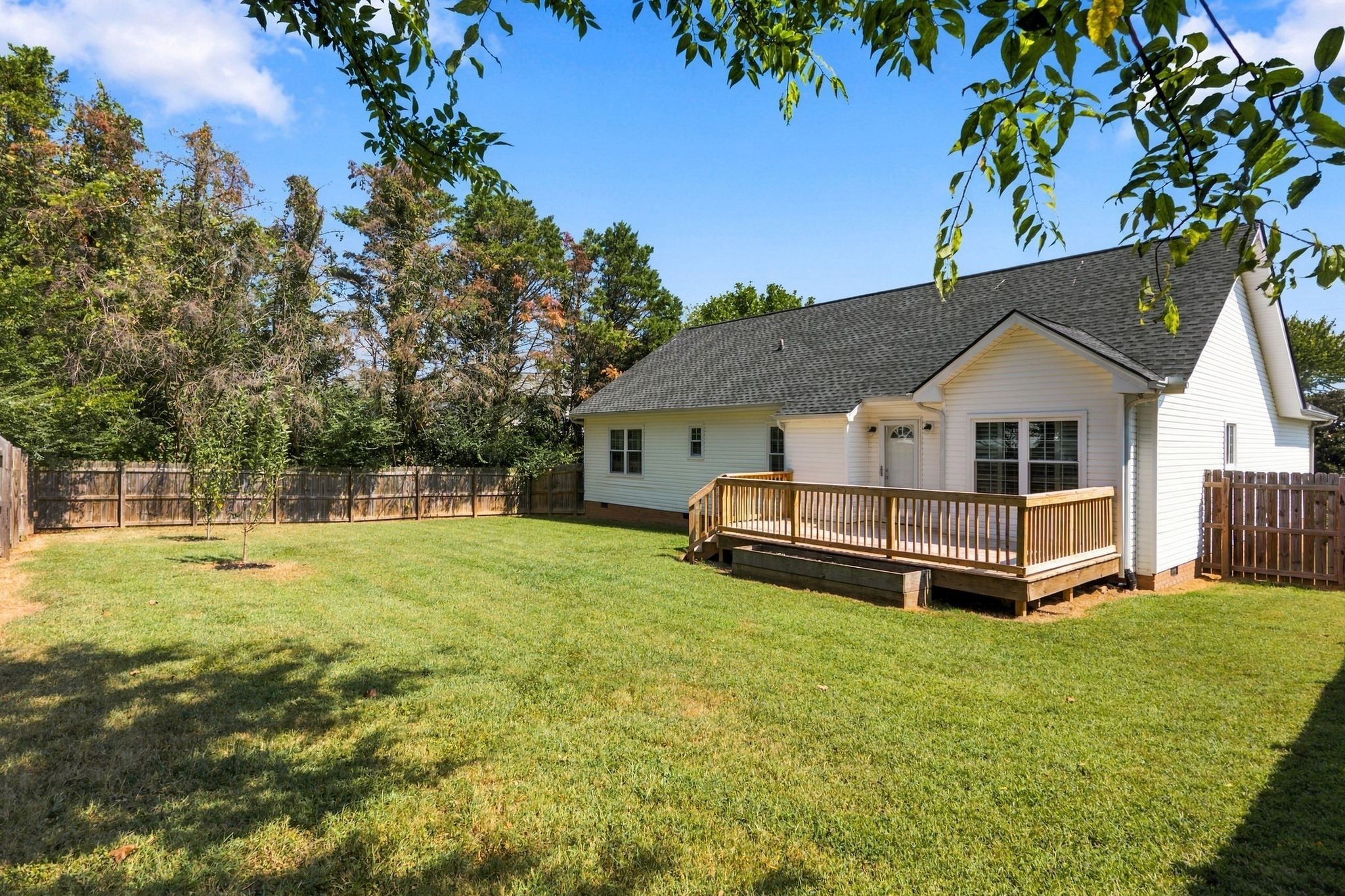2811 Candlewicke Dr Property Photo 19