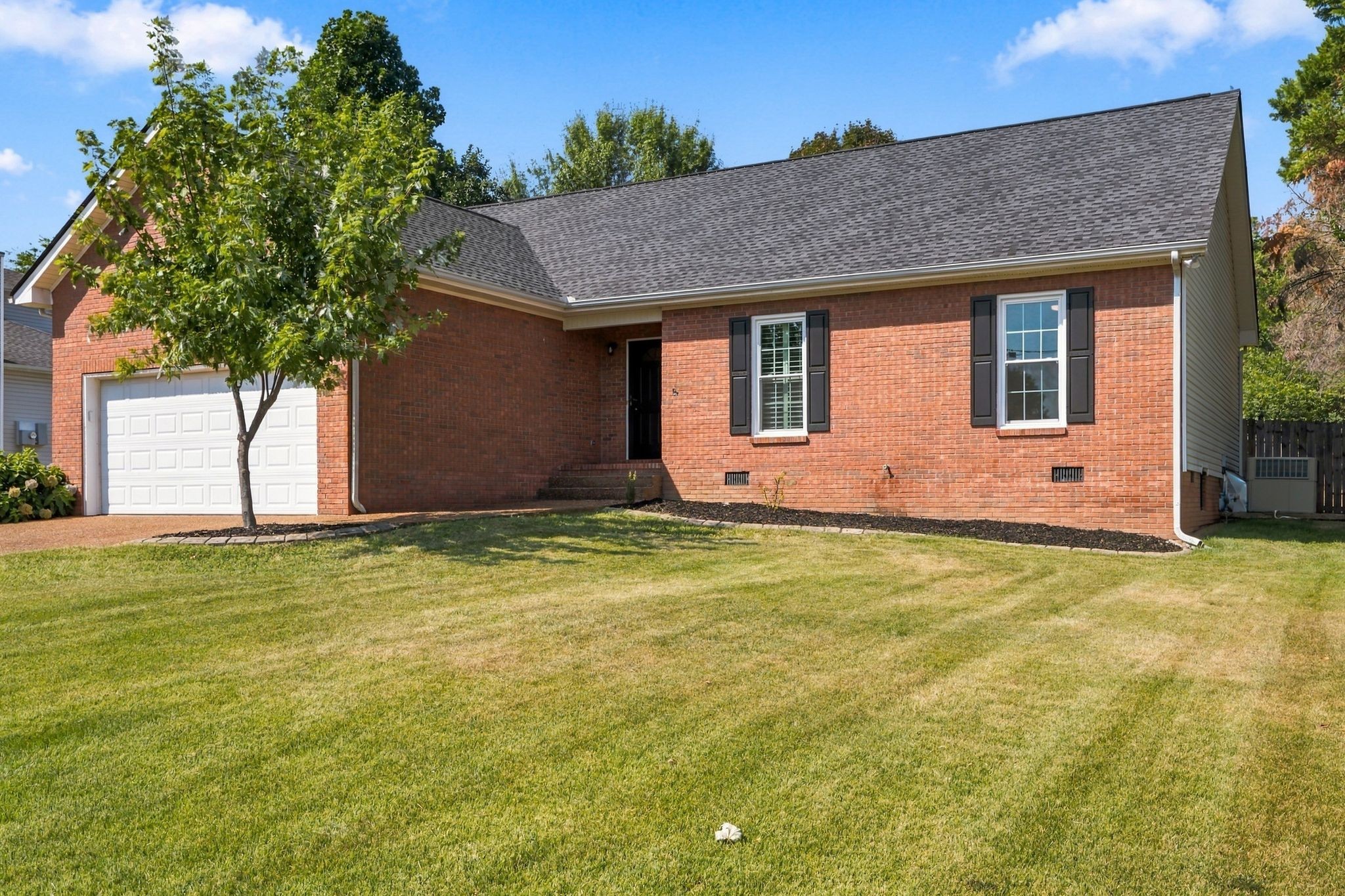 2811 Candlewicke Dr Property Photo 20