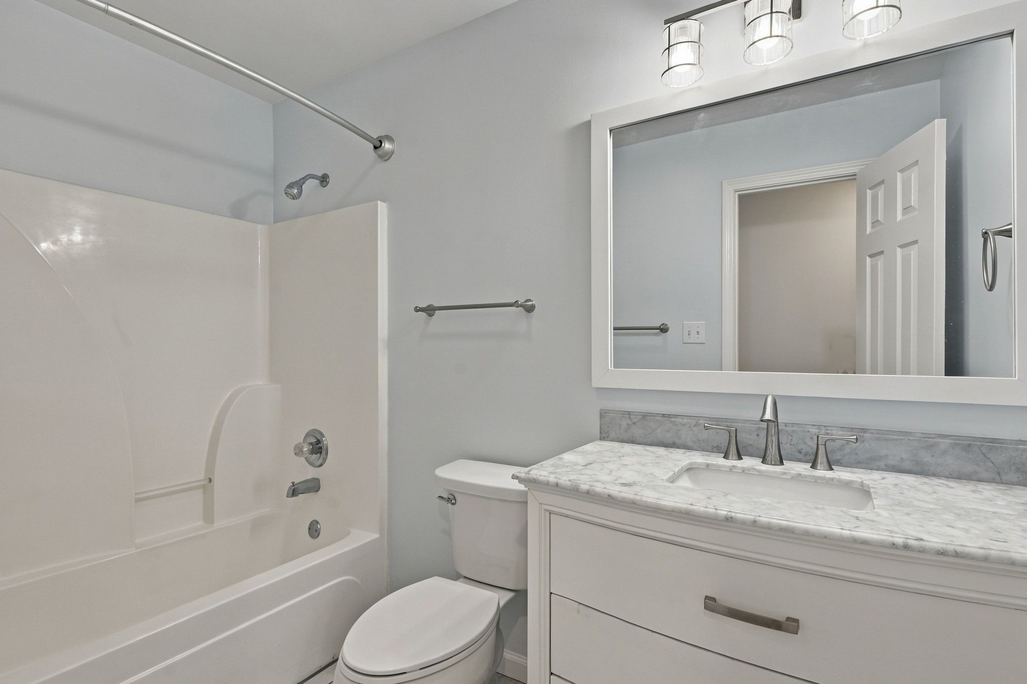 2811 Candlewicke Dr Property Photo 23