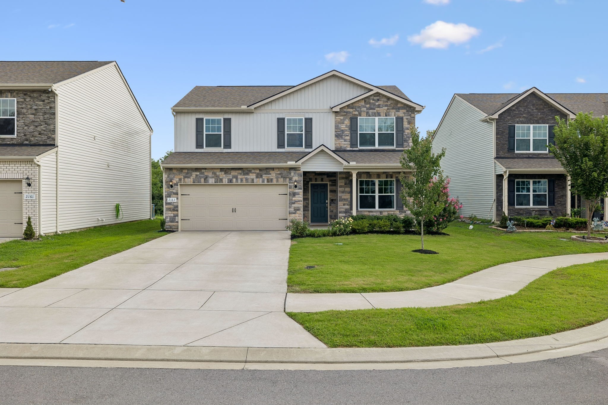 2163 Houston Bnd Property Photo 1