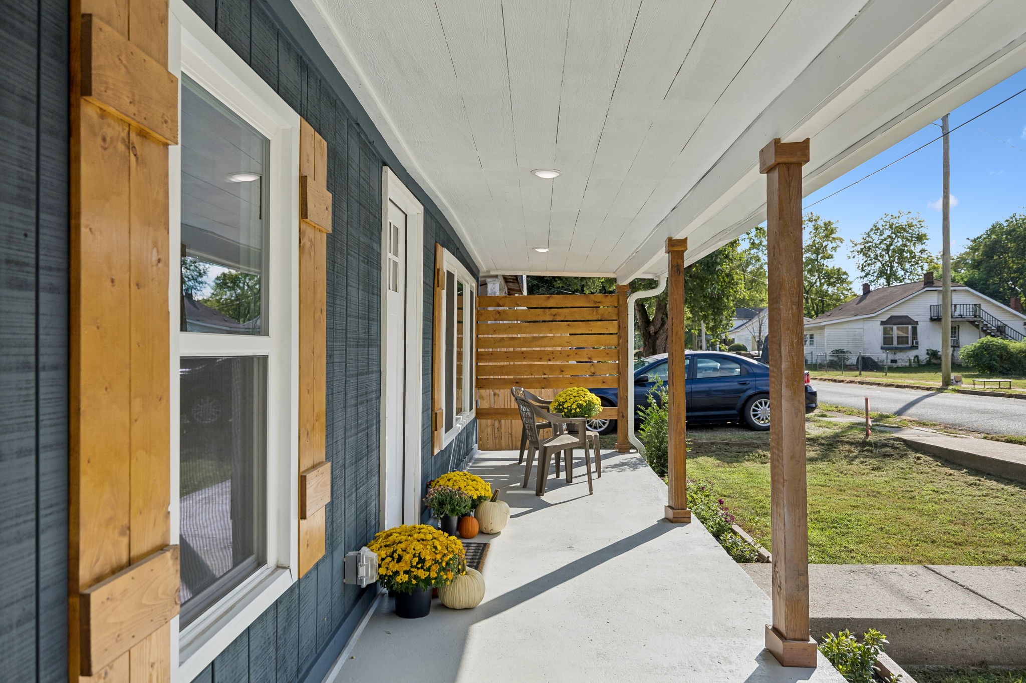 209 Olive St Property Photo 7