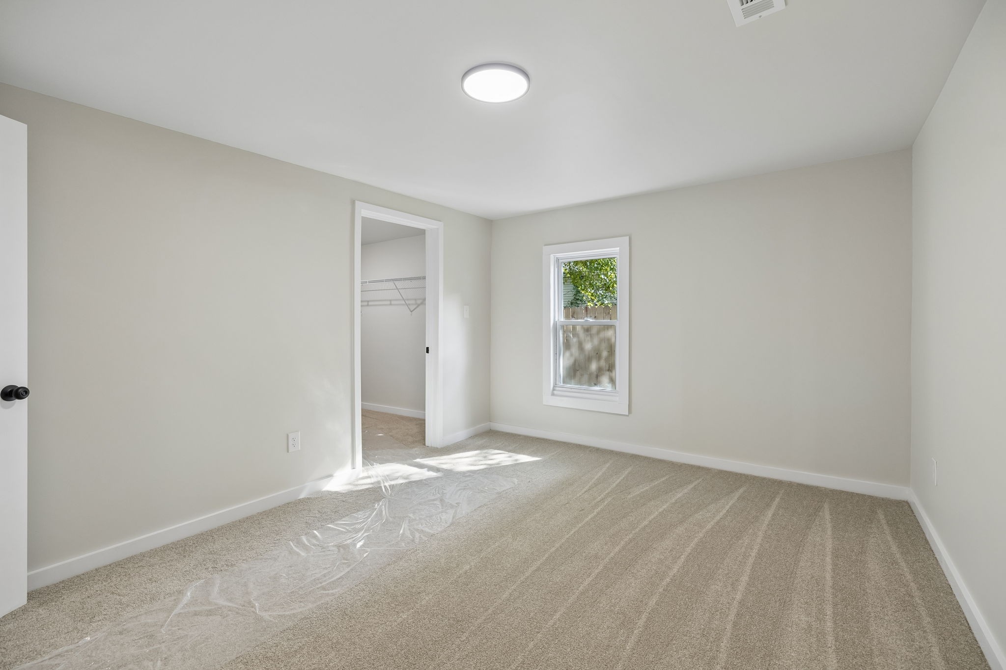 209 Olive St Property Photo 25