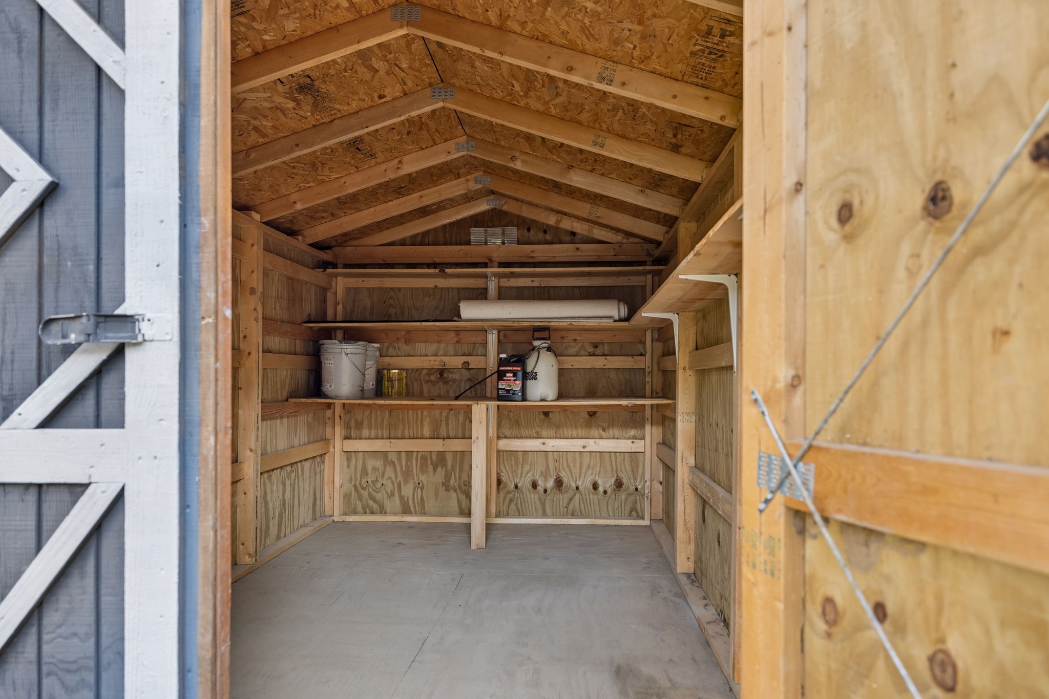 209 Olive St Property Photo 41