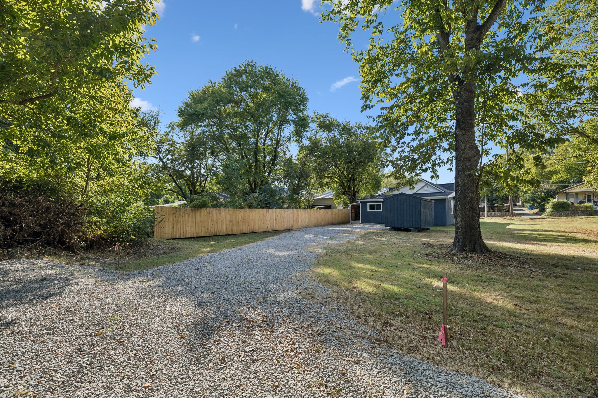 209 Olive St Property Photo 46