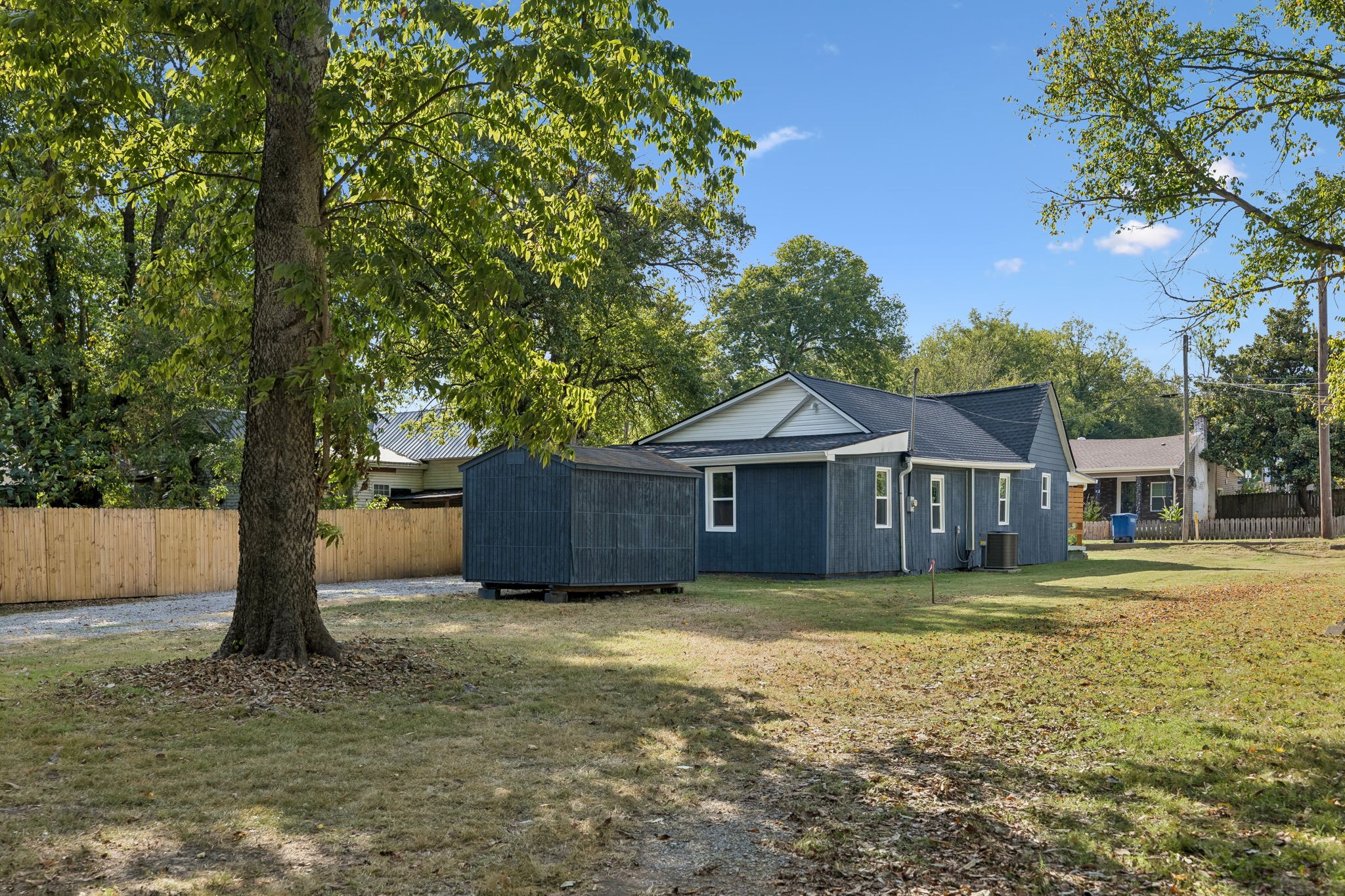 209 Olive St Property Photo 48