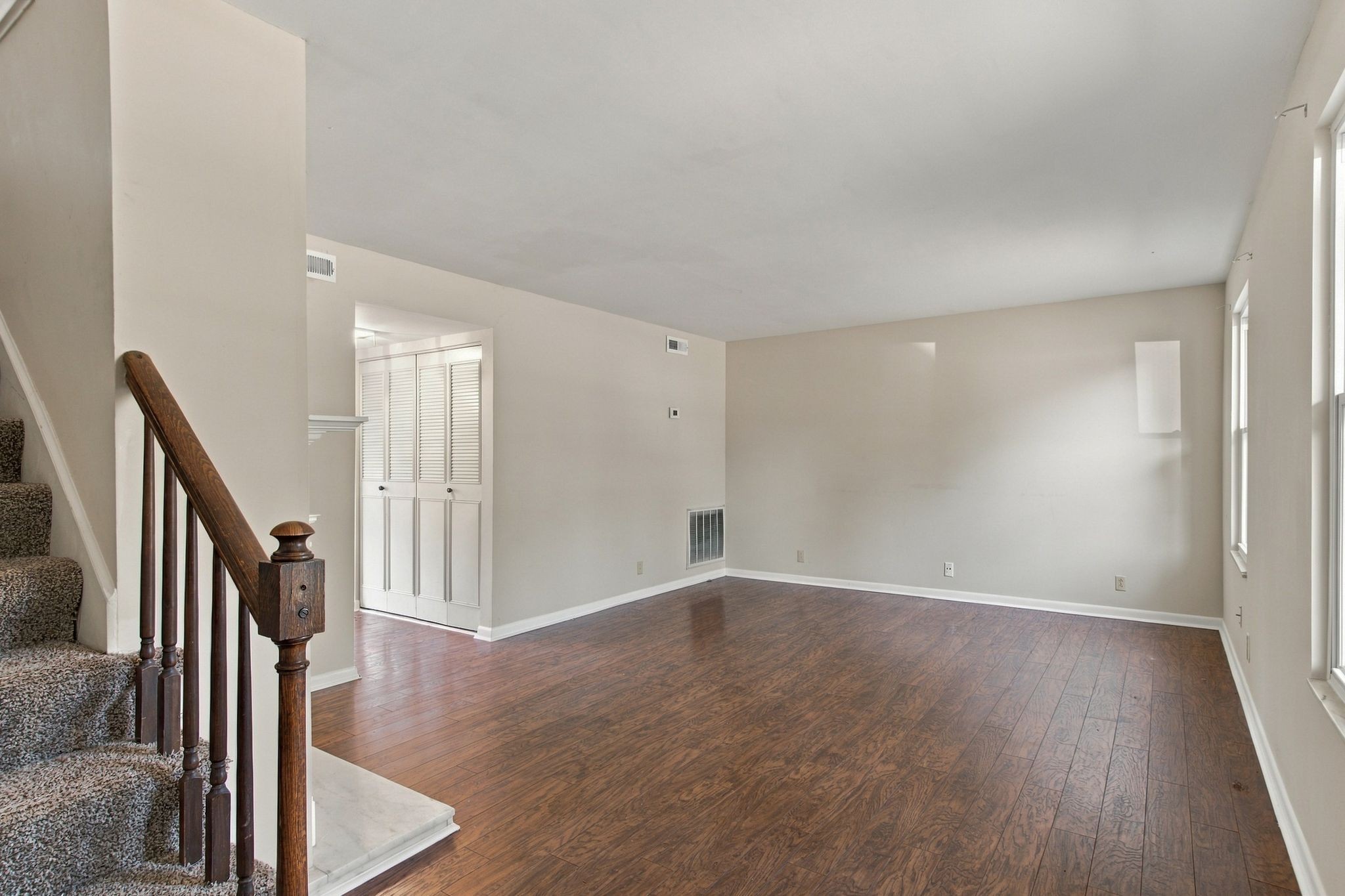 5510 Country Dr Property Photo 3
