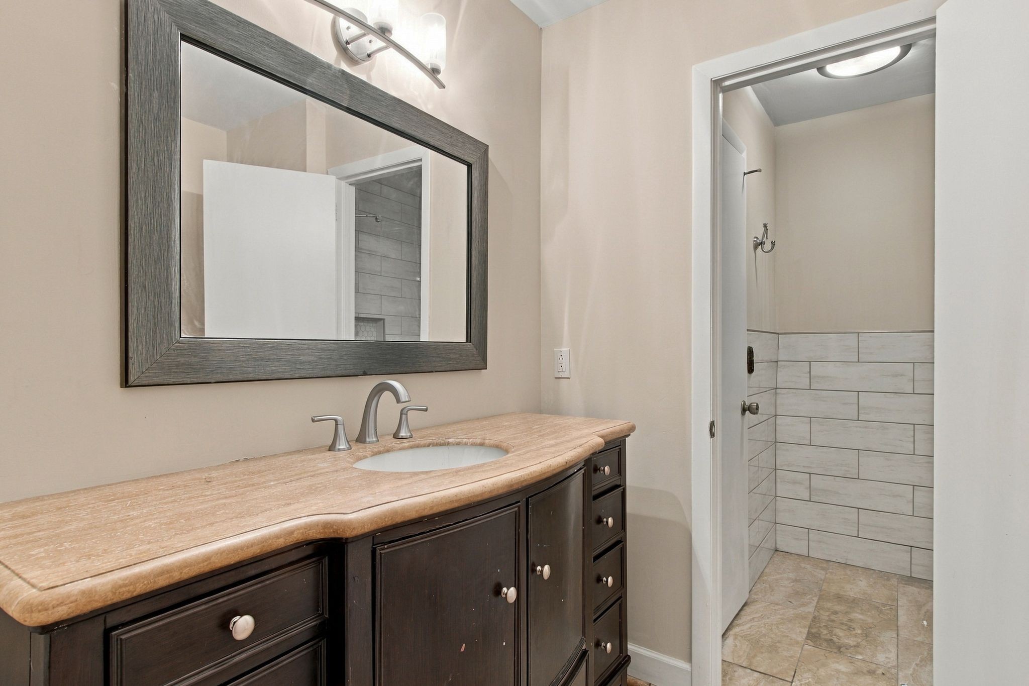 5510 Country Dr Property Photo 9