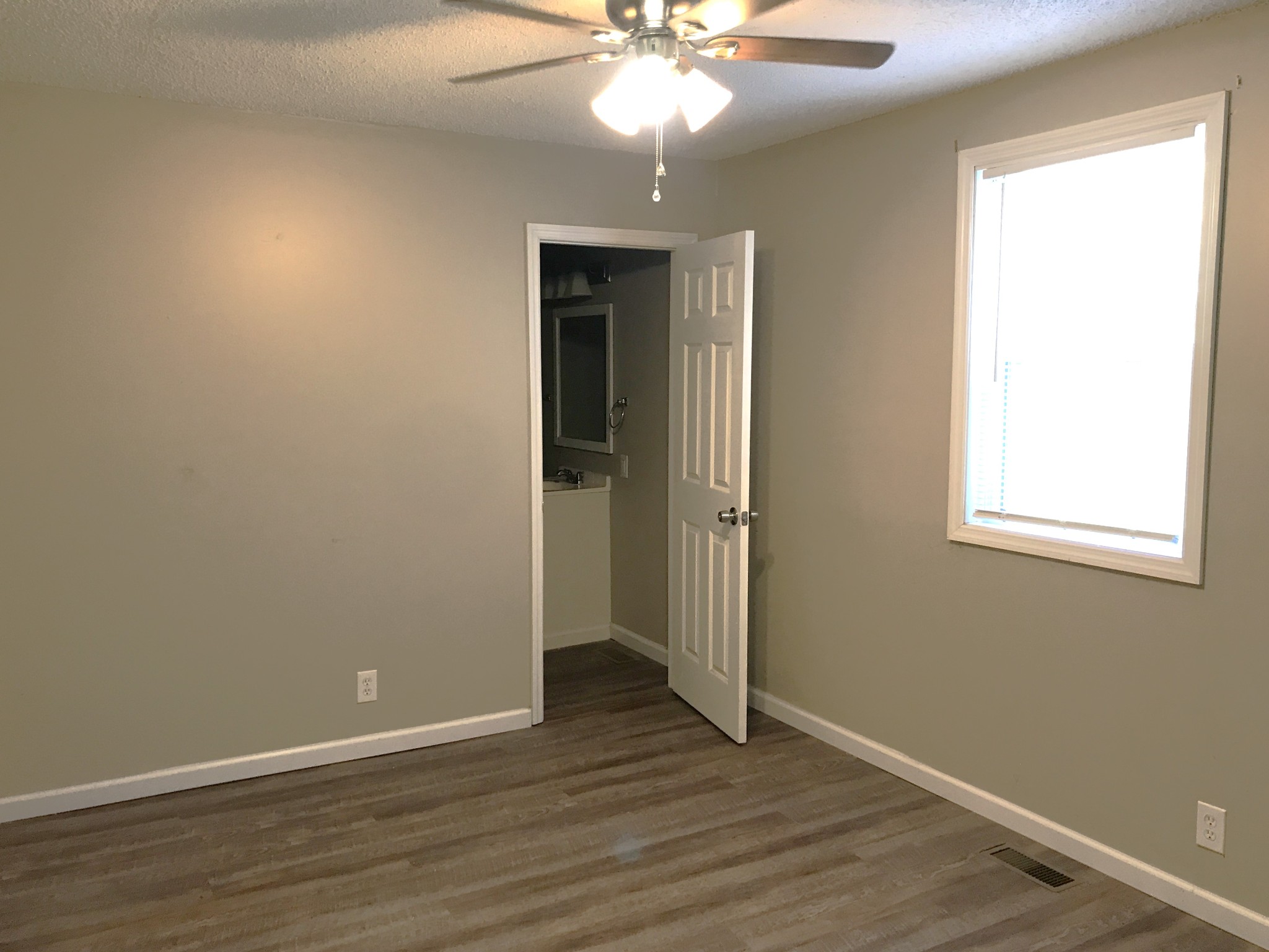 6558 Kari Dr Property Photo 4