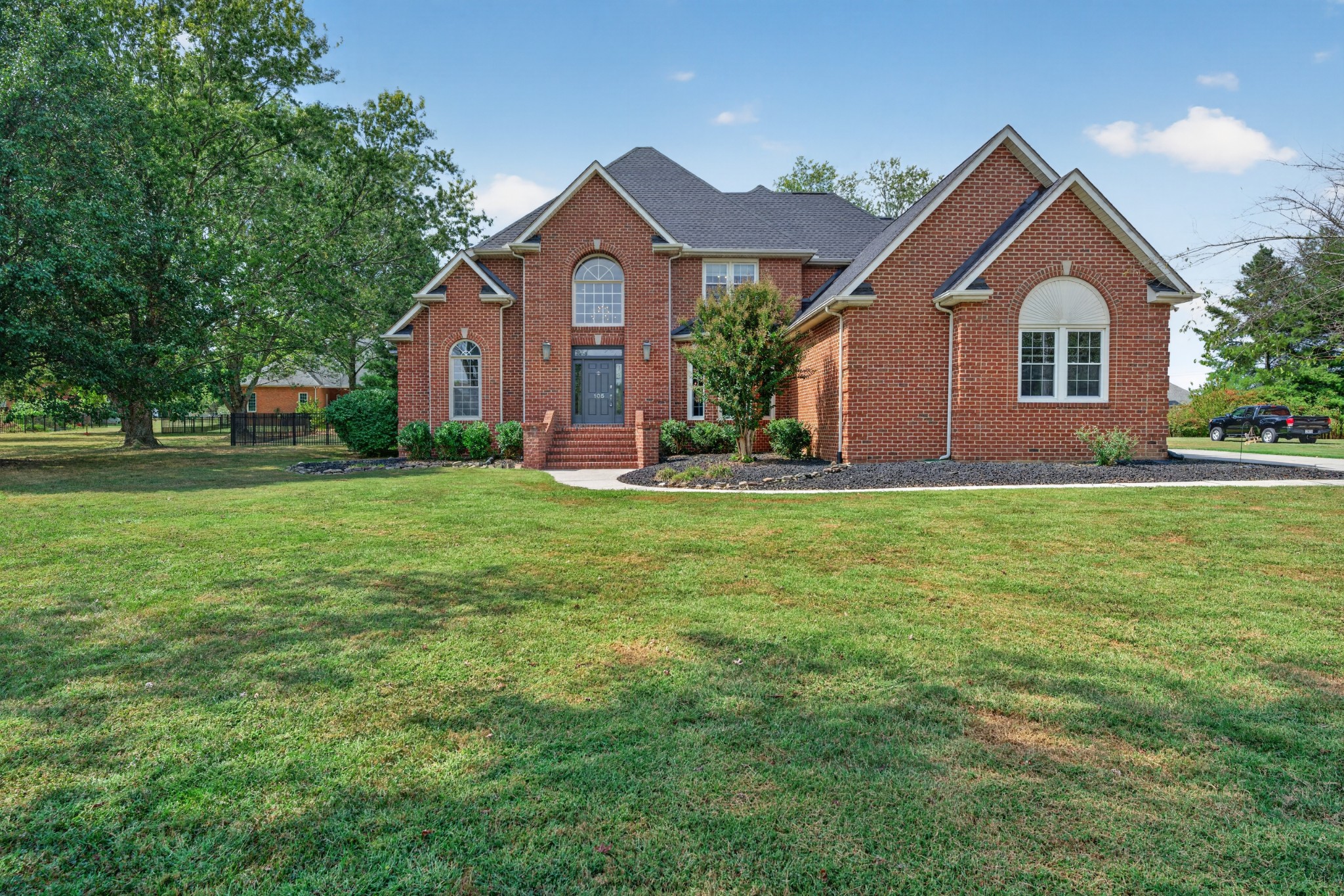 105 Fairways Blvd, N Property Photo 1