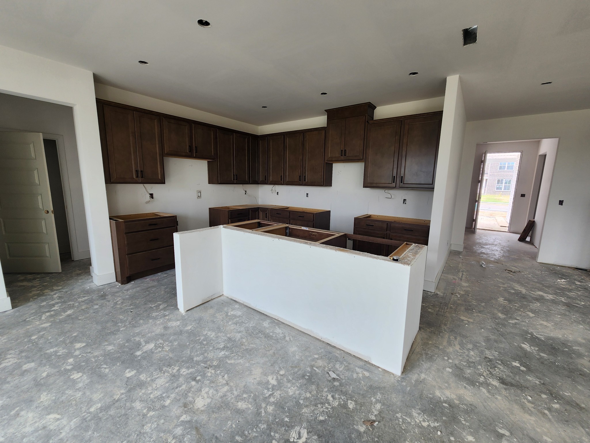 207 Ash Dale Drive Property Photo 2