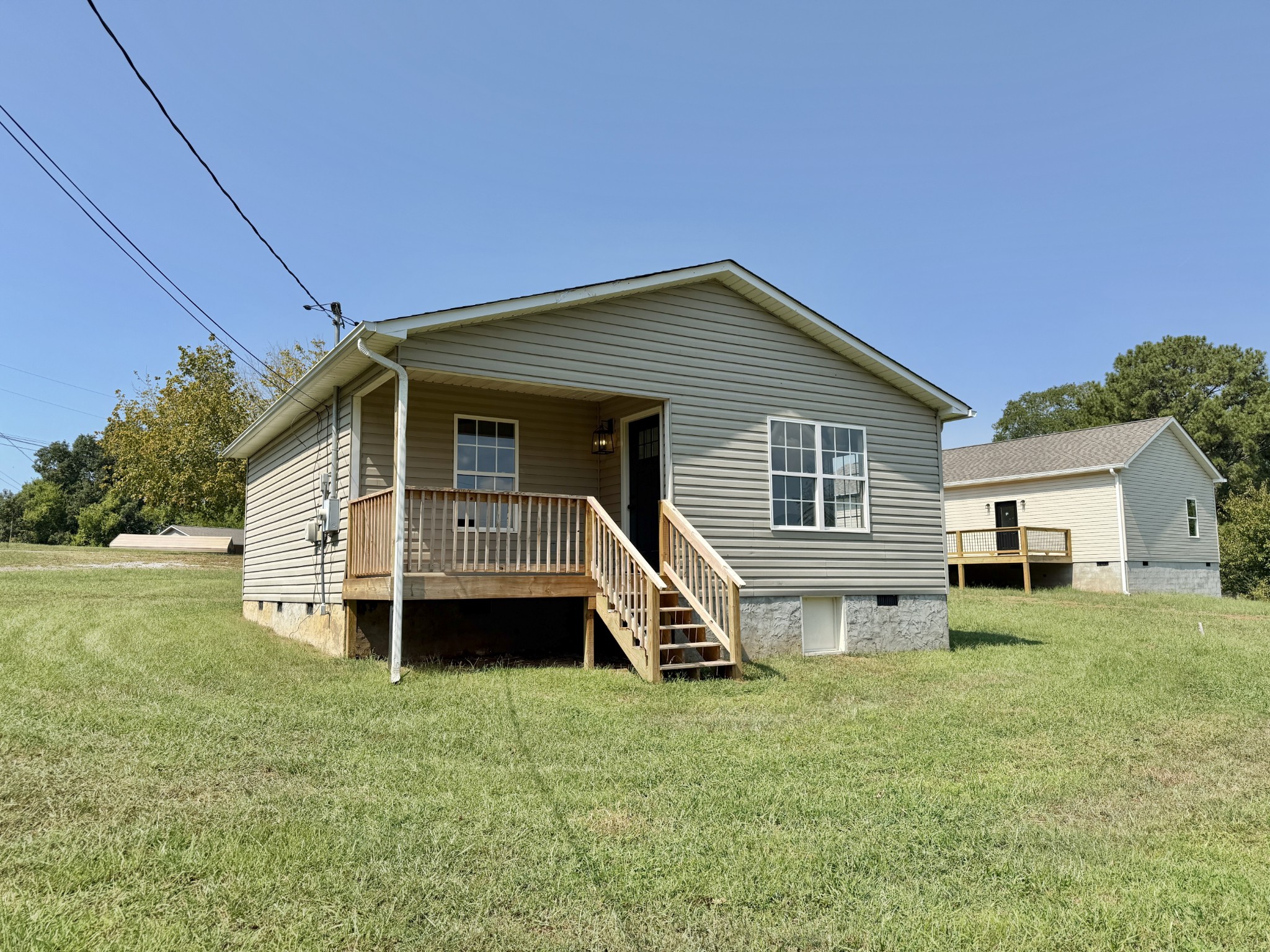 173 Wilson St Property Photo 1