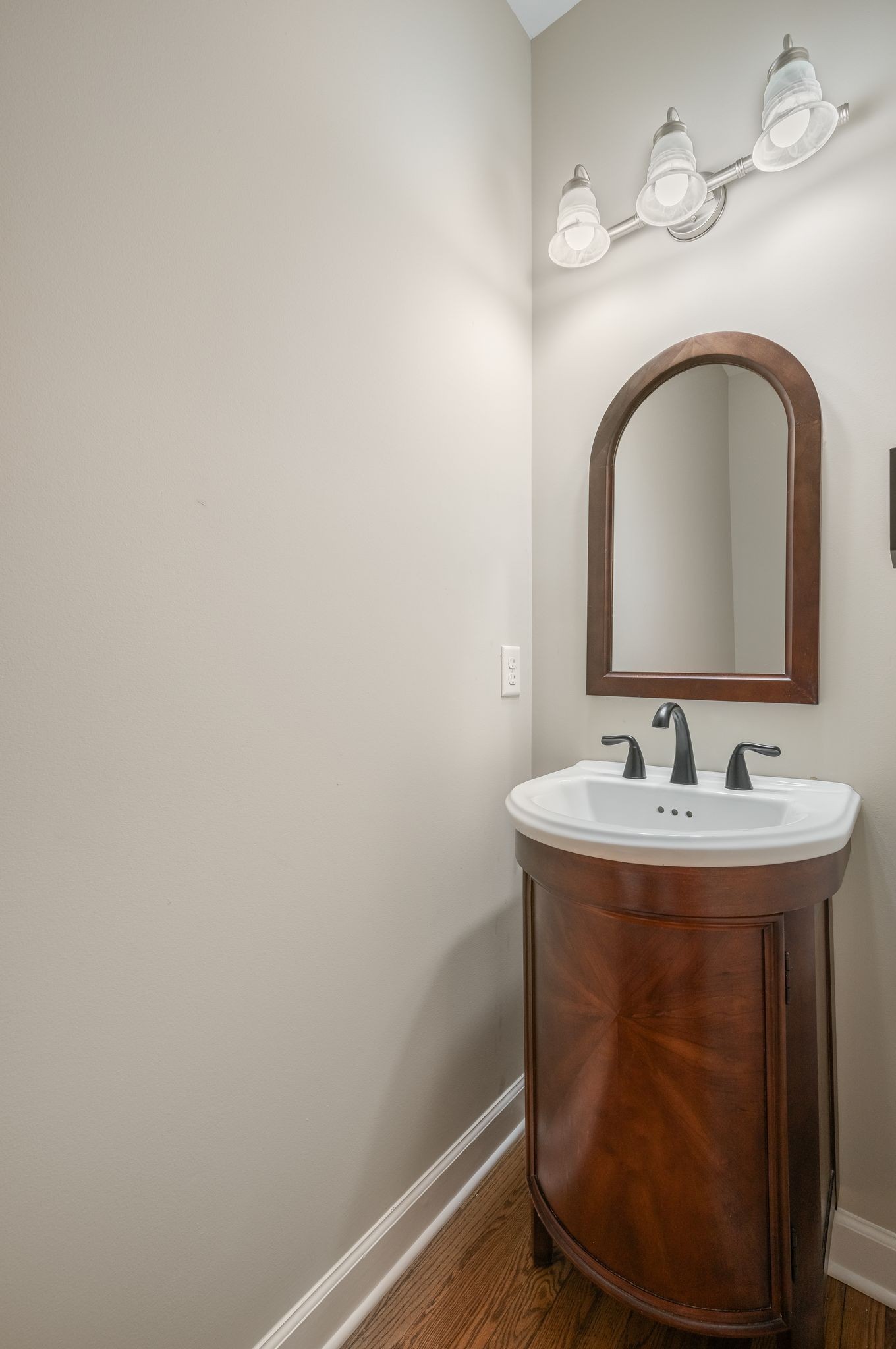 171 Avalon Dr Property Photo 8
