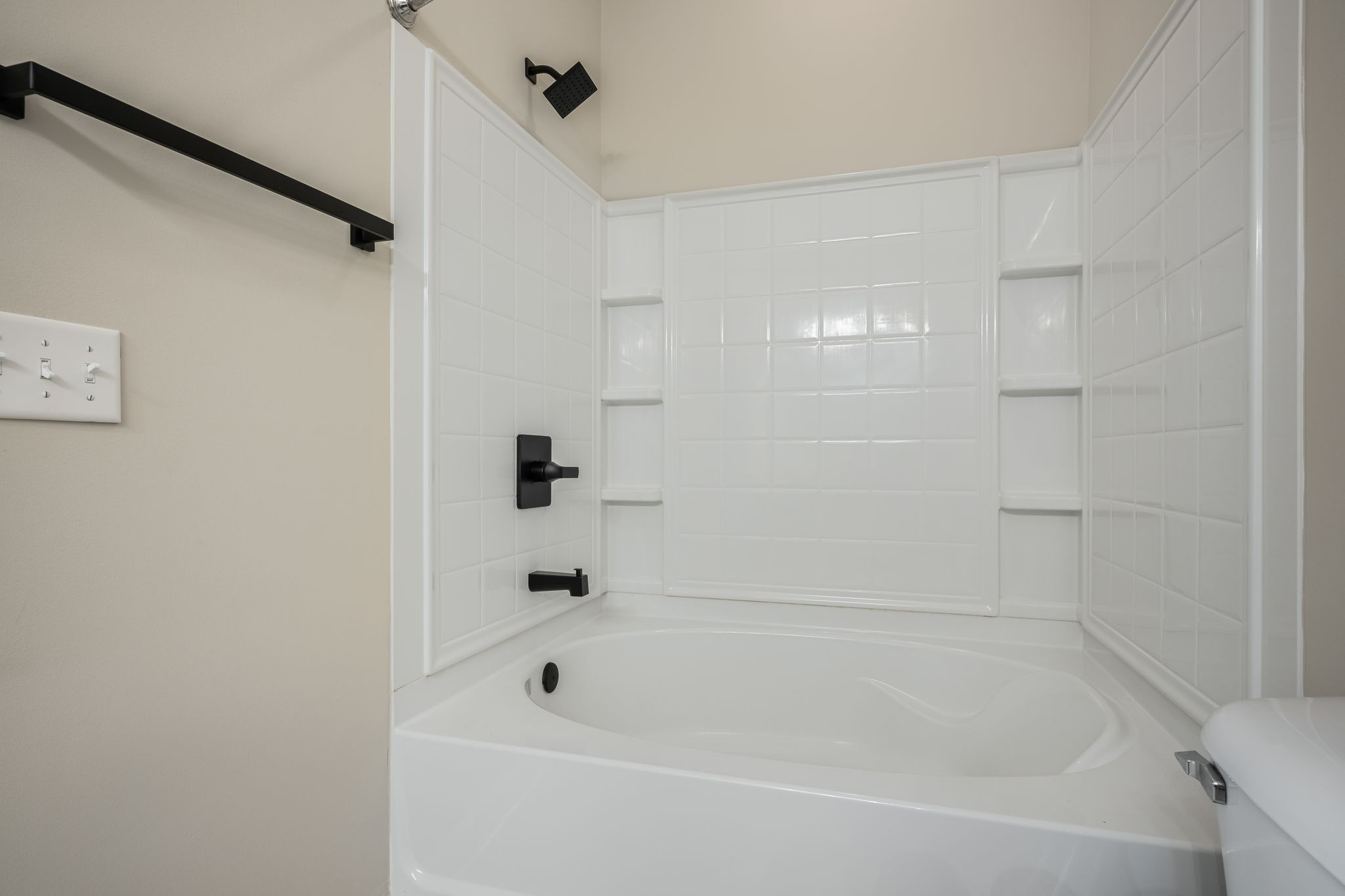 171 Avalon Dr Property Photo 12