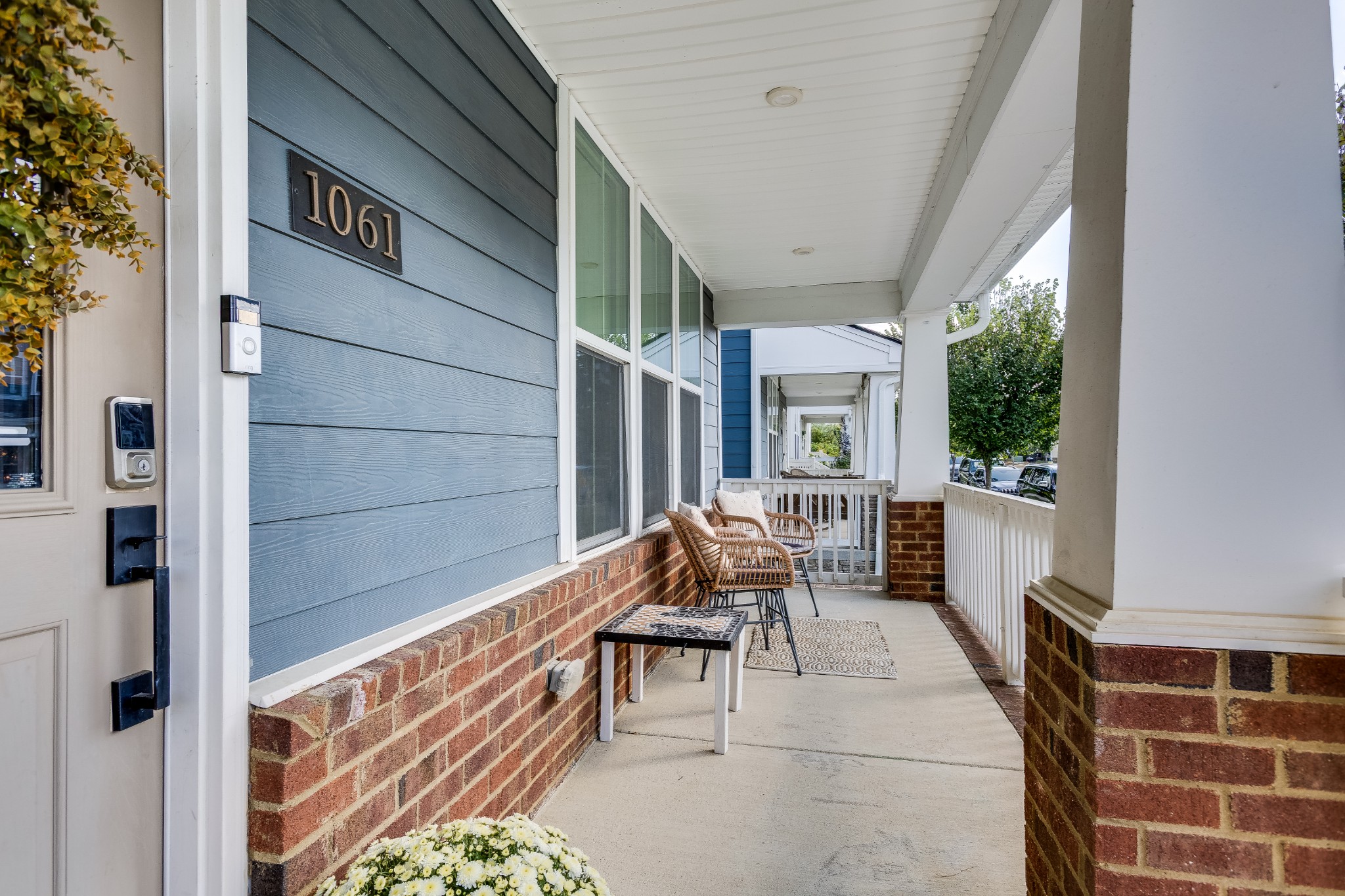 1061 Oglethorpe Dr Property Photo 4