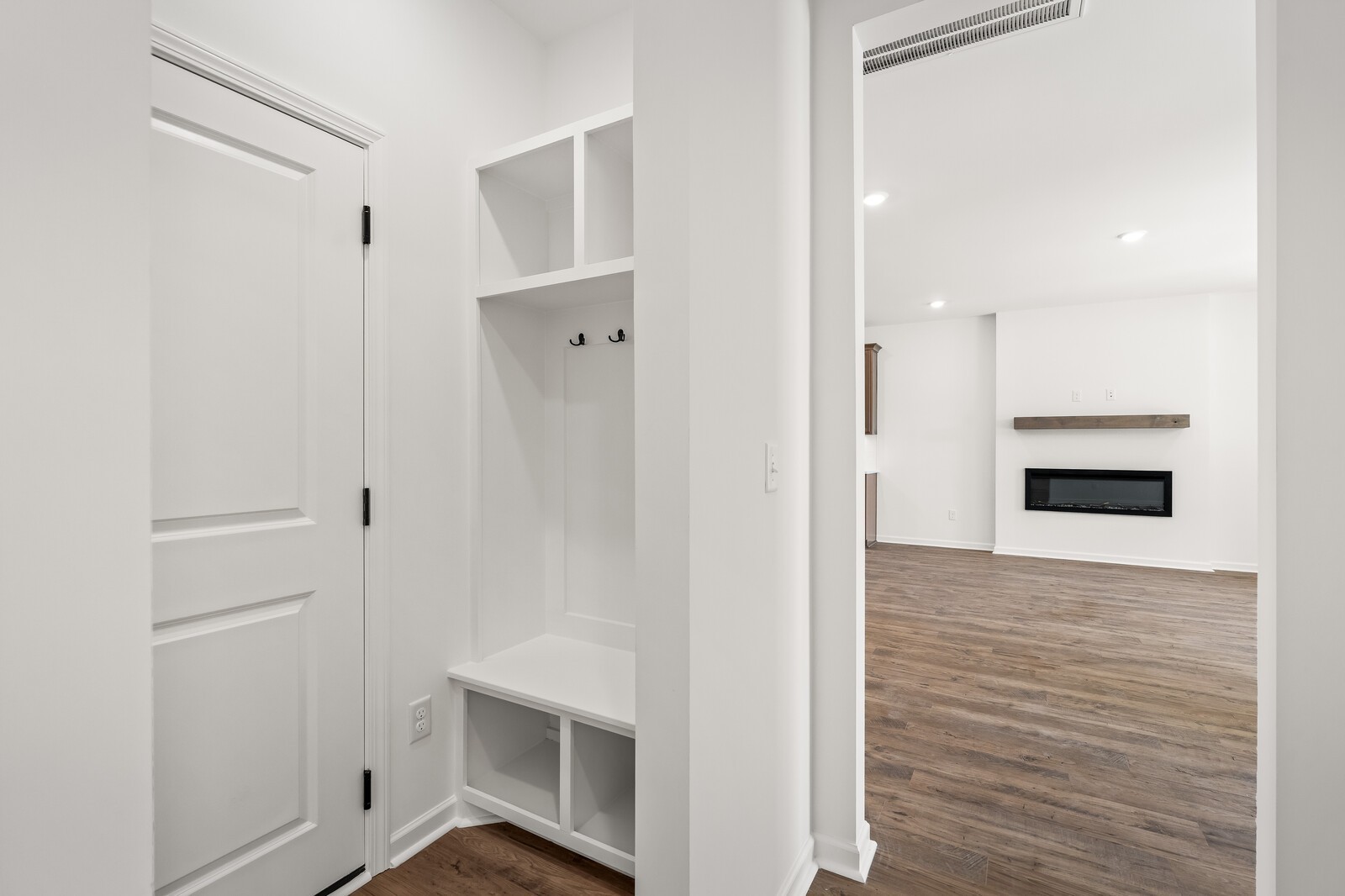 3417 Winterfell Drive Property Photo 16