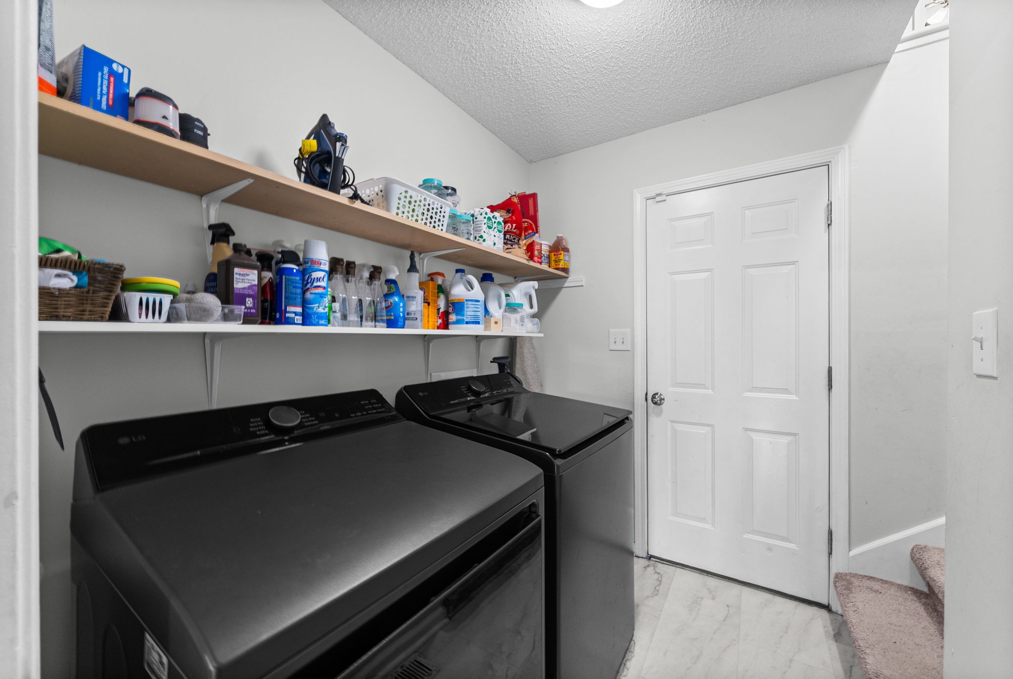 1283 Carnation Ct Property Photo 21