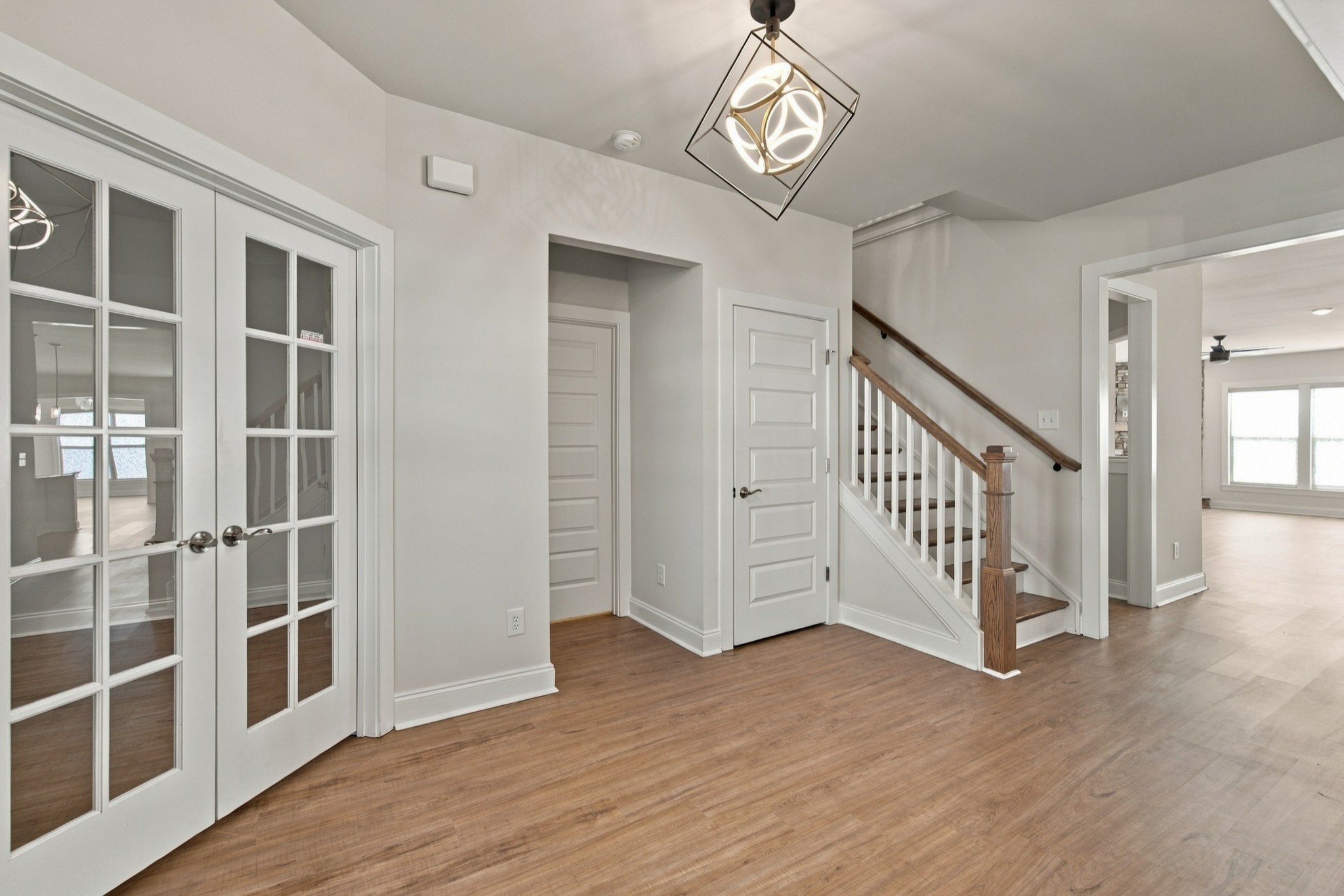 836 Chalkstone Ln Property Photo 7