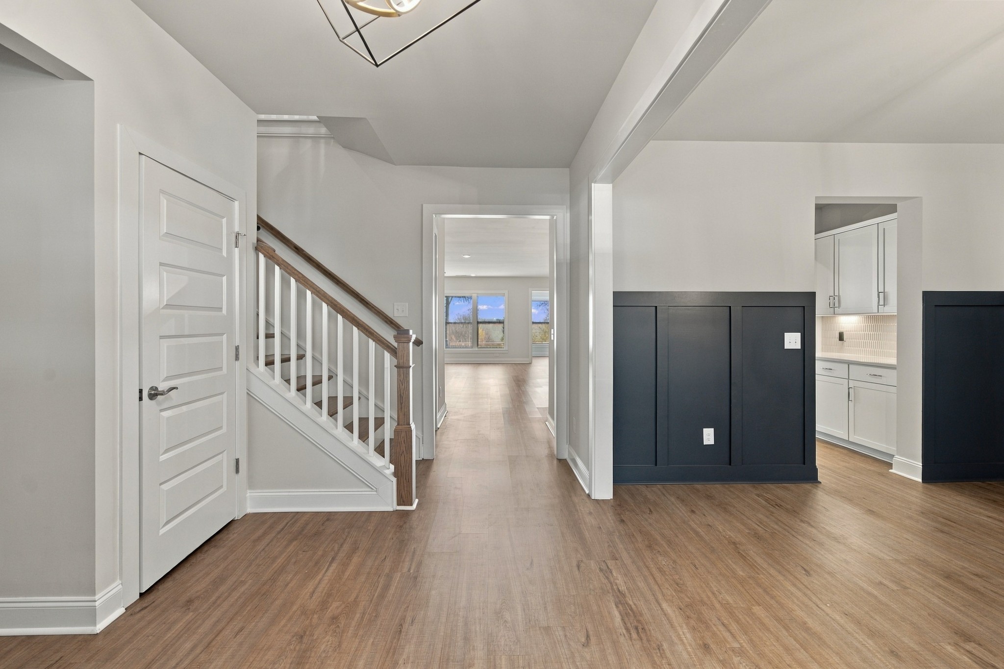 836 Chalkstone Ln Property Photo 8