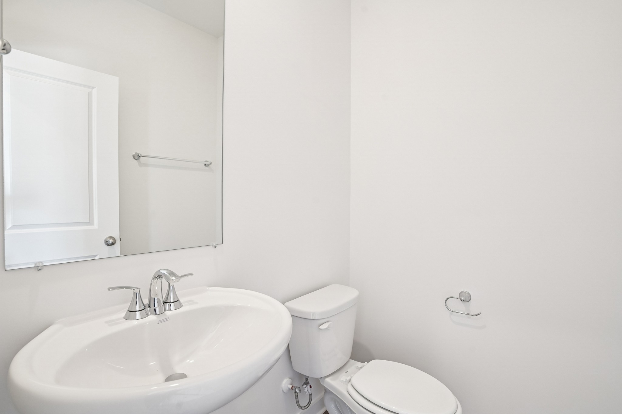 2360 Woodmeadow Dr Property Photo 12