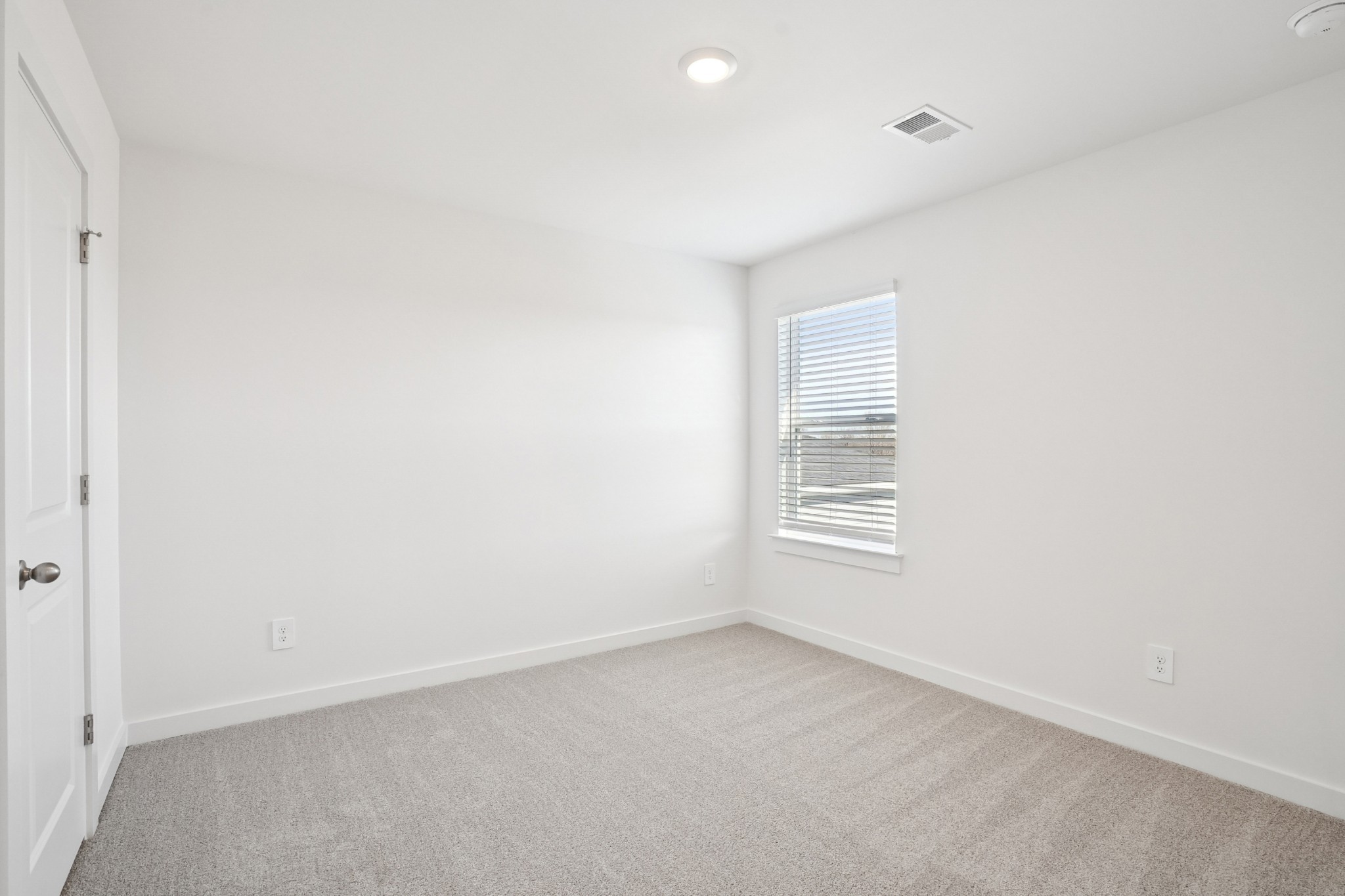 2360 Woodmeadow Dr Property Photo 15