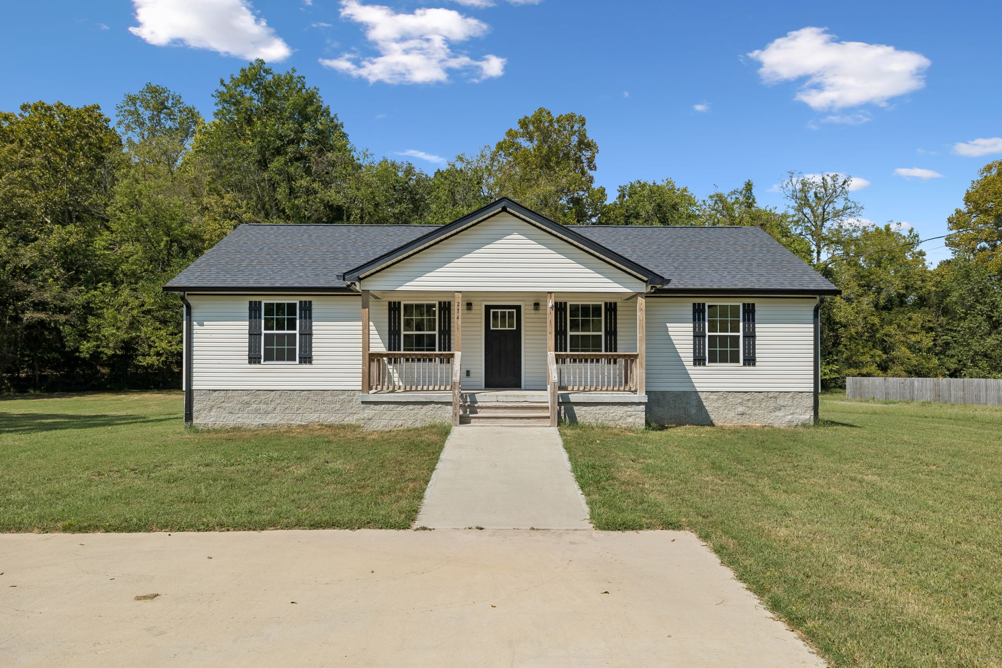 274 Plunkett Creek Rd Property Photo 1