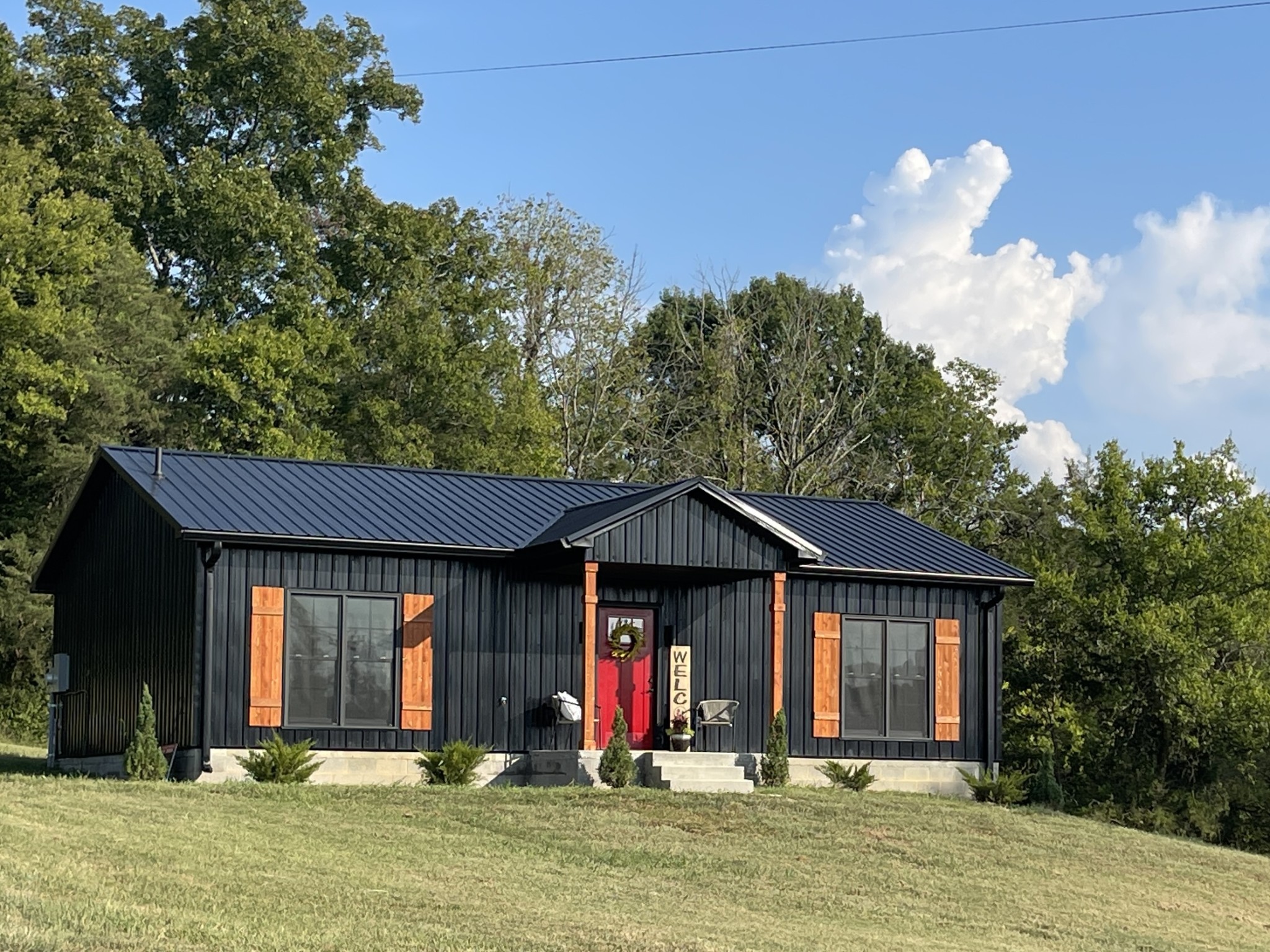 8465 Hartsville Pike Property Photo 1