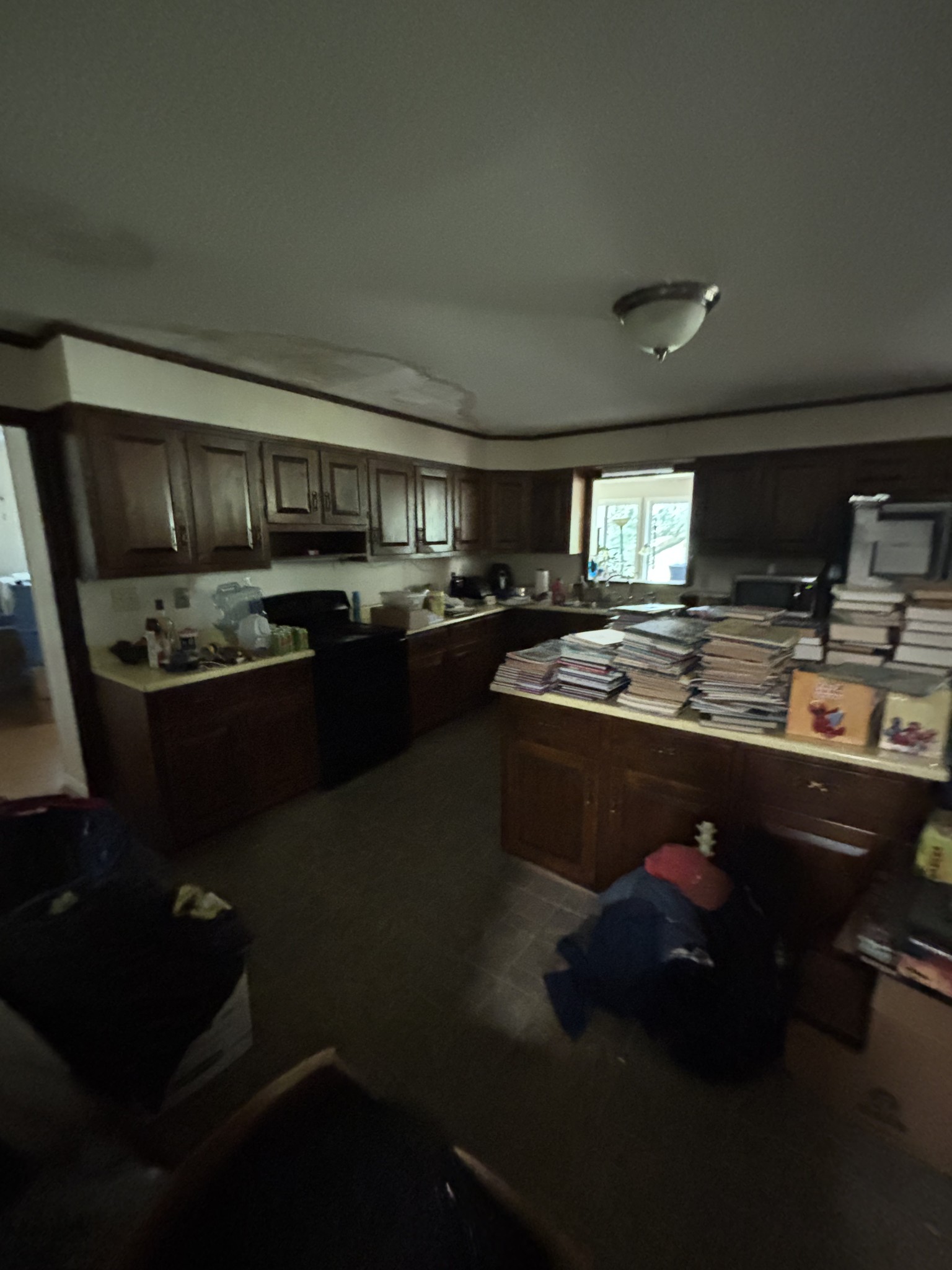 735 Hickory Dr Property Photo 6