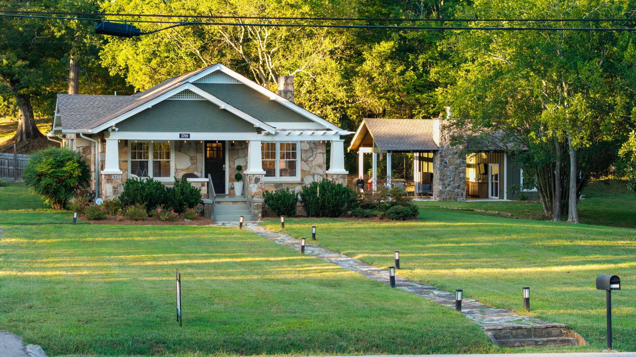 3709 Kellys Ferry Road Property Photo 1