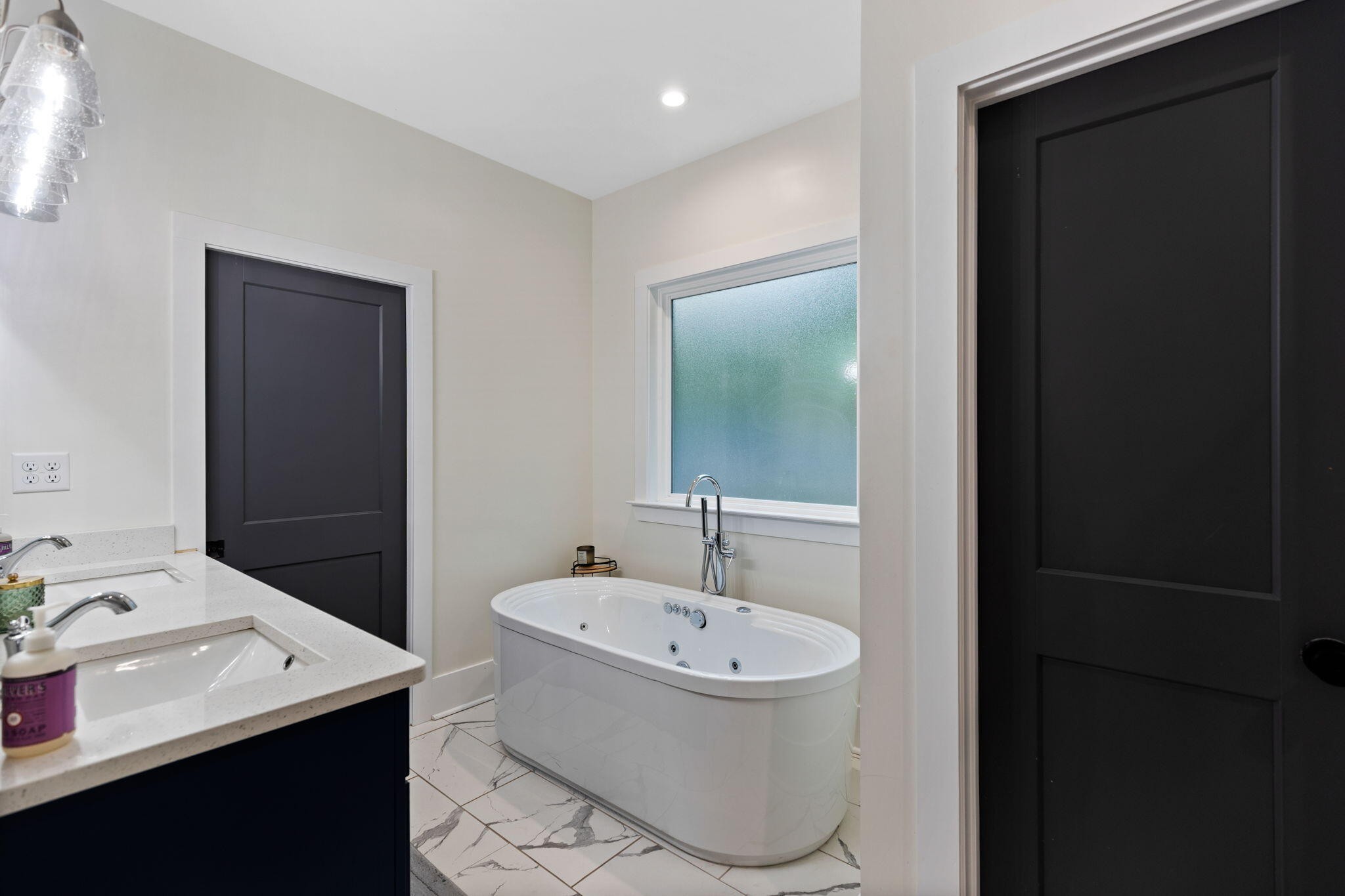 3709 Kellys Ferry Road Property Photo 13