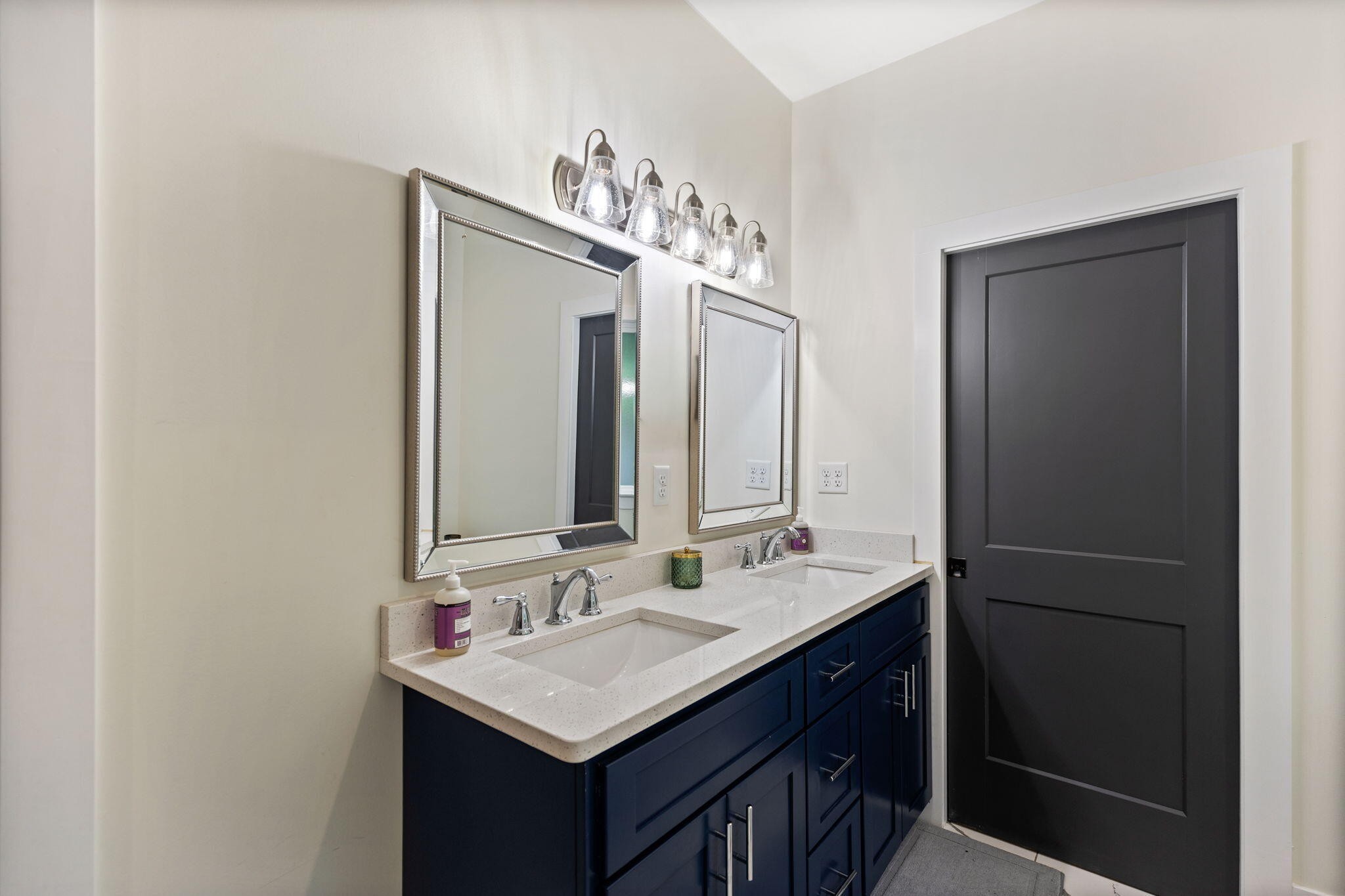 3709 Kellys Ferry Road Property Photo 15