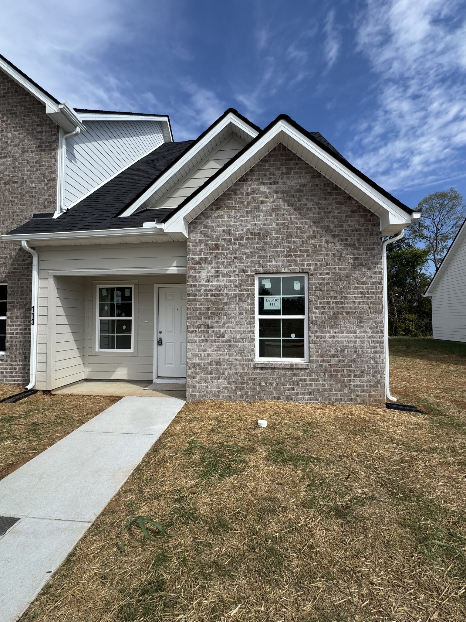 113 Mountaindale Drive Property Photo 1