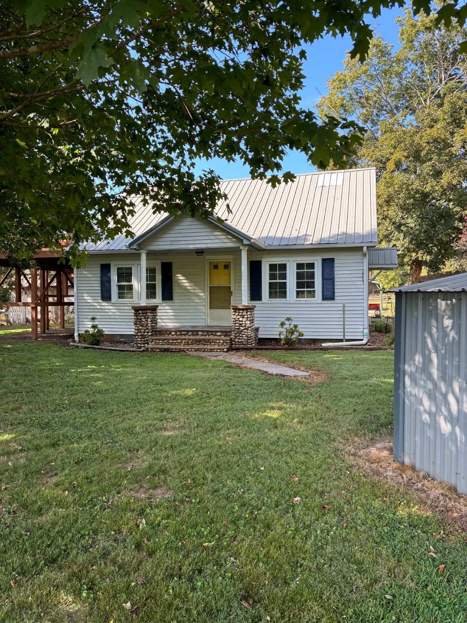 749 Mcnichols Rd Property Photo 1