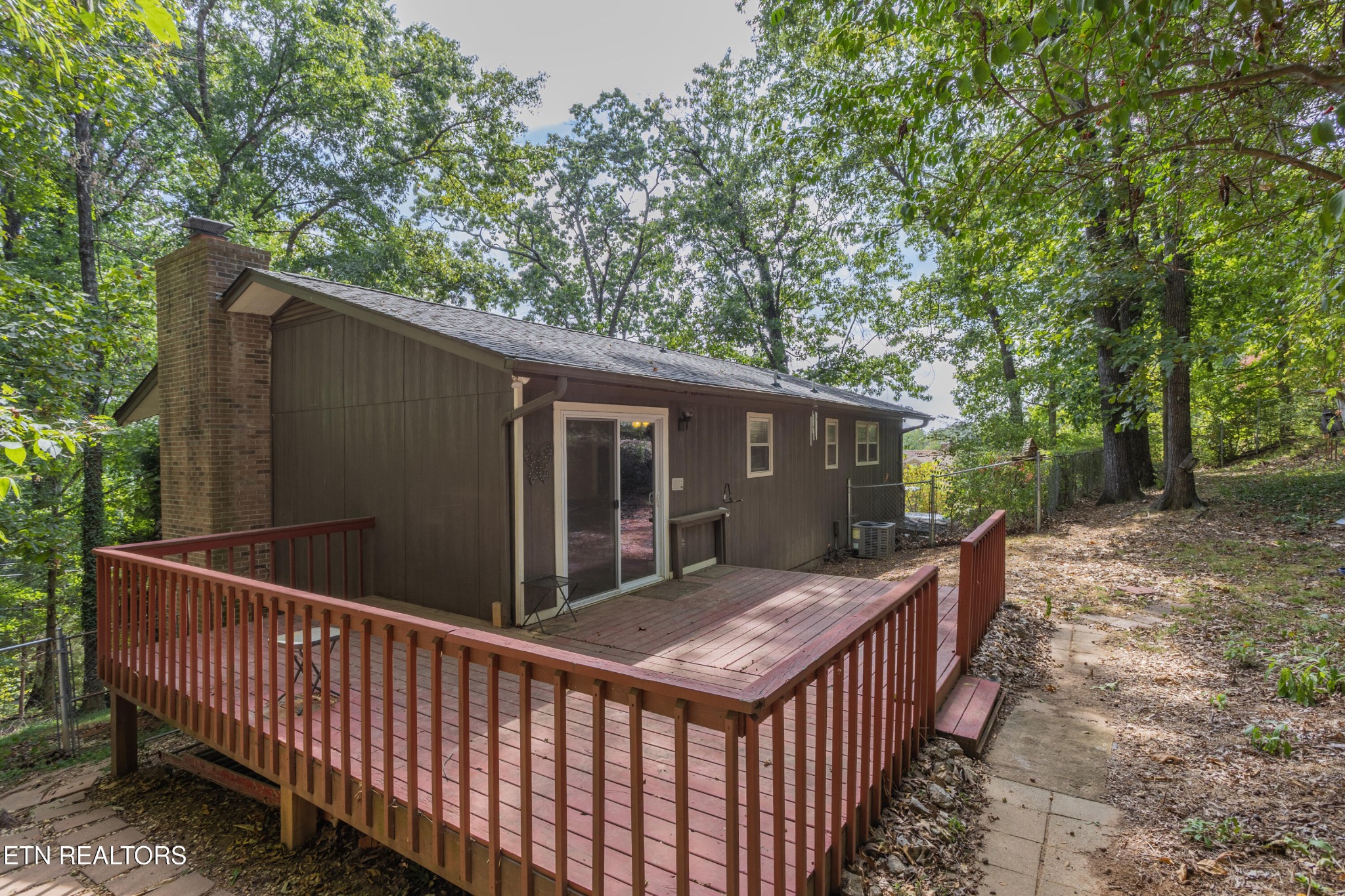 5029 Ridgemont Drive Property Photo 4