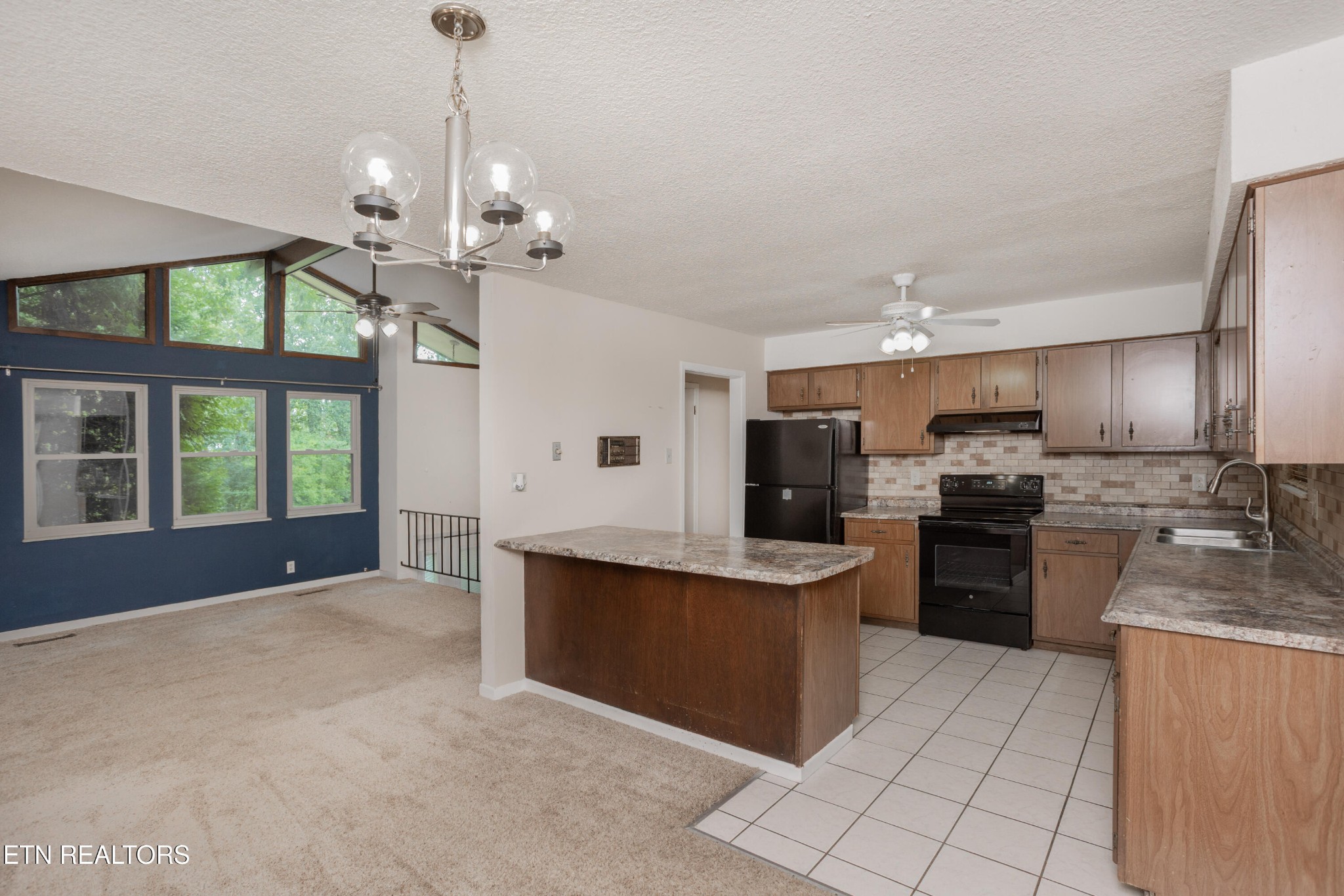 5029 Ridgemont Drive Property Photo 13