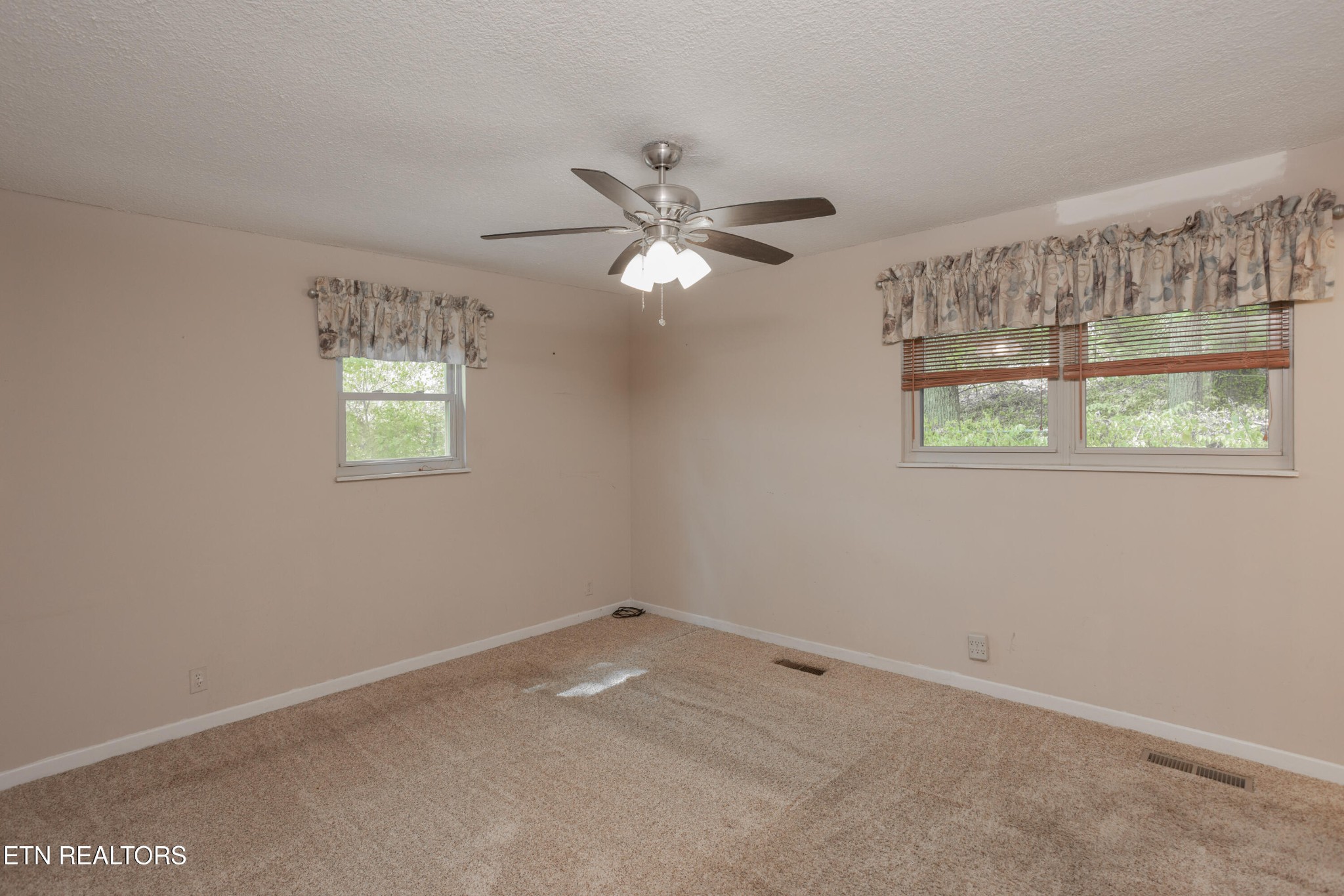 5029 Ridgemont Drive Property Photo 17