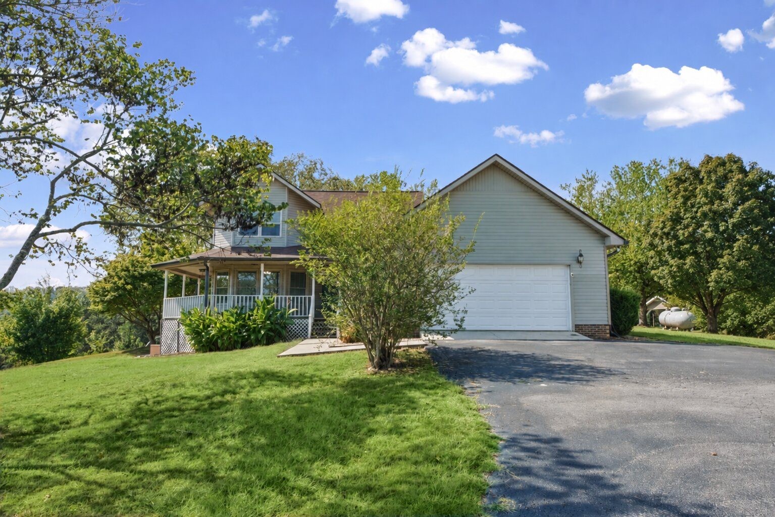 180 Bankshire Rd Property Photo 5