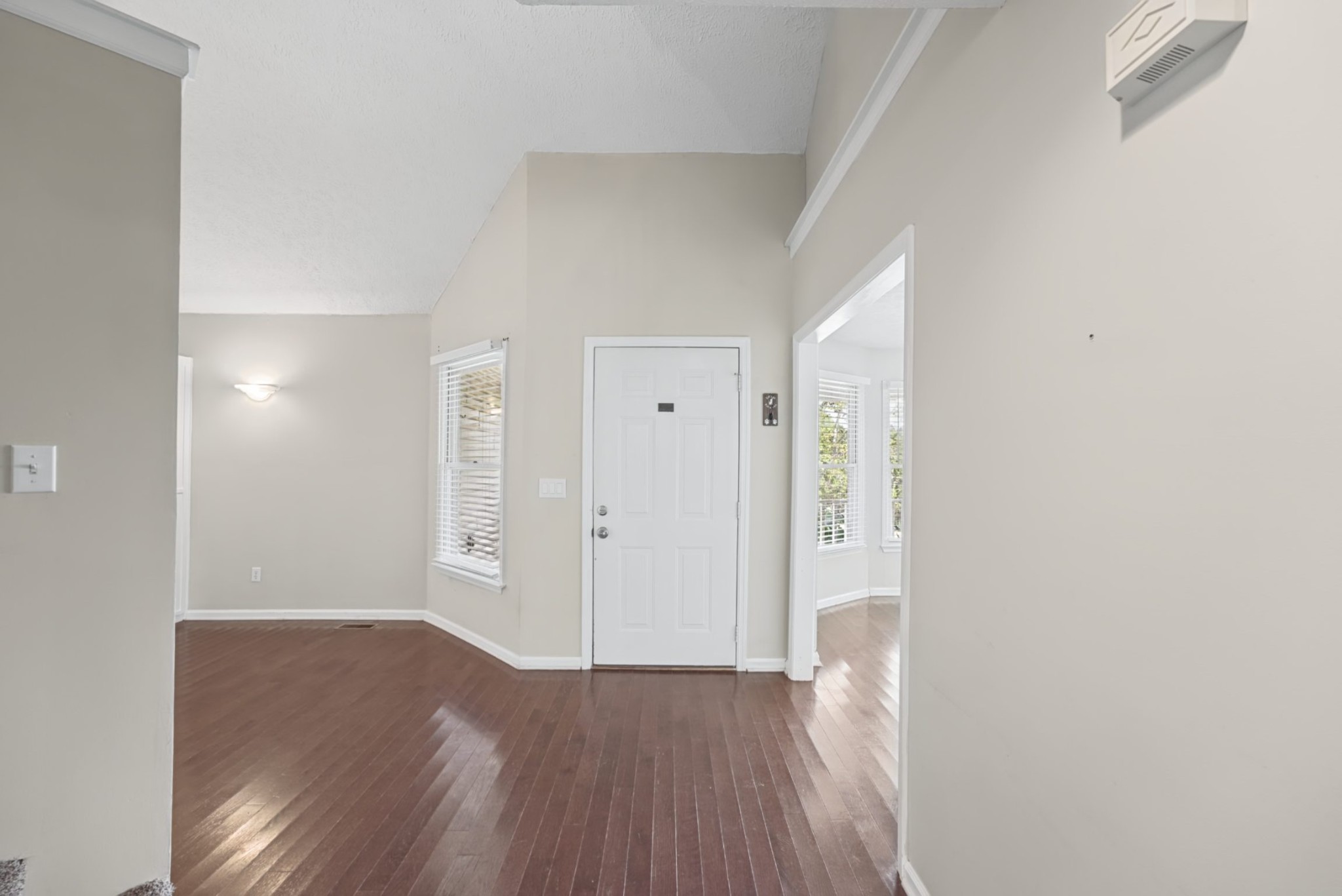 180 Bankshire Rd Property Photo 10