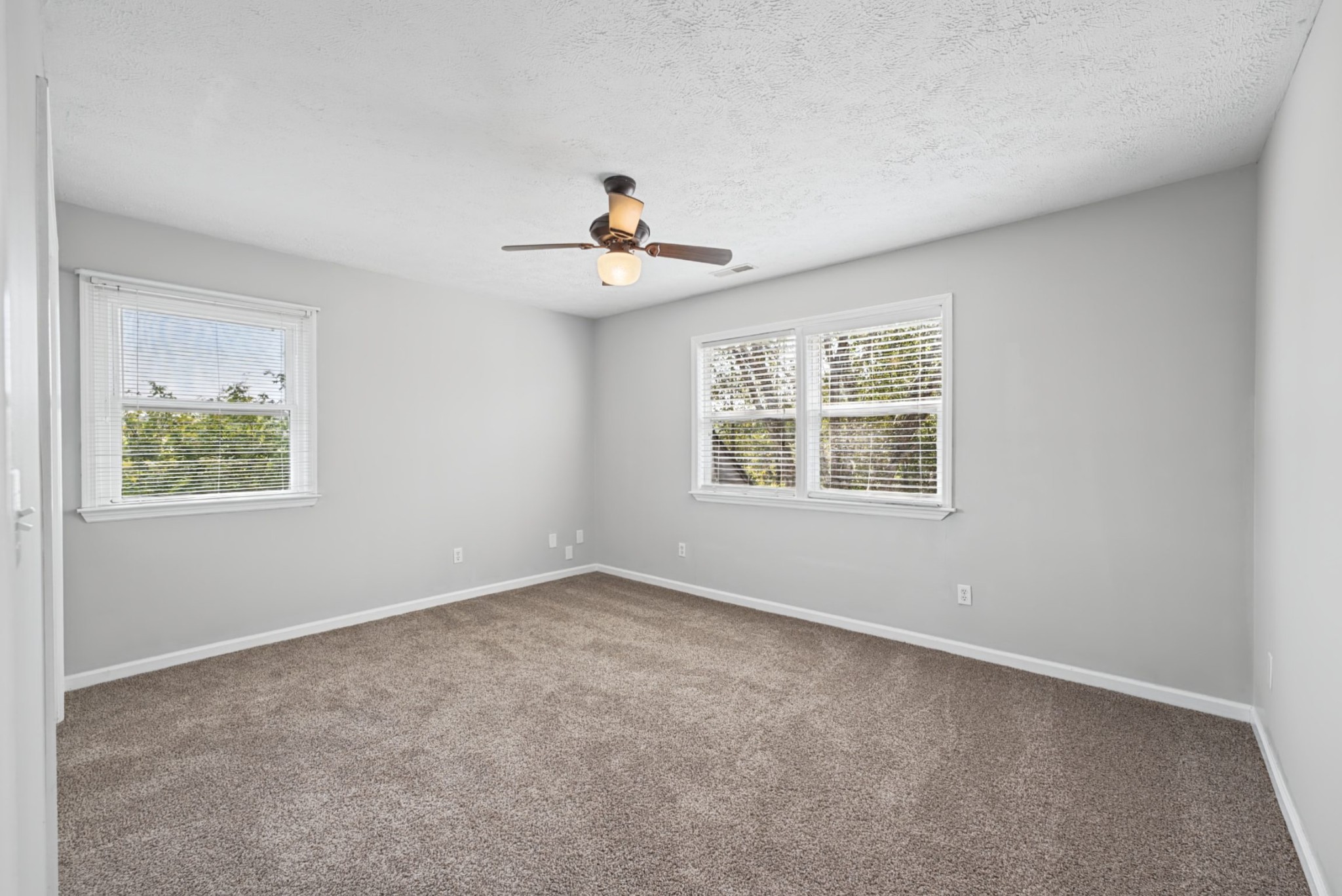 180 Bankshire Rd Property Photo 36