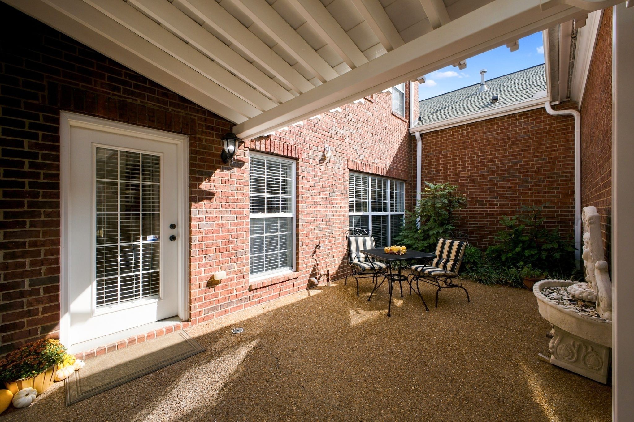 155 Ormesby Pl Property Photo 9