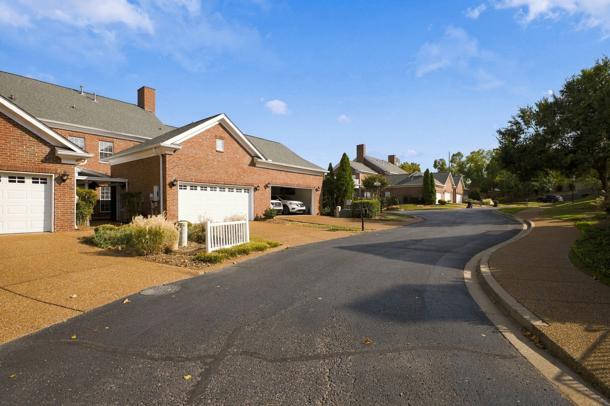 155 Ormesby Pl Property Photo 32