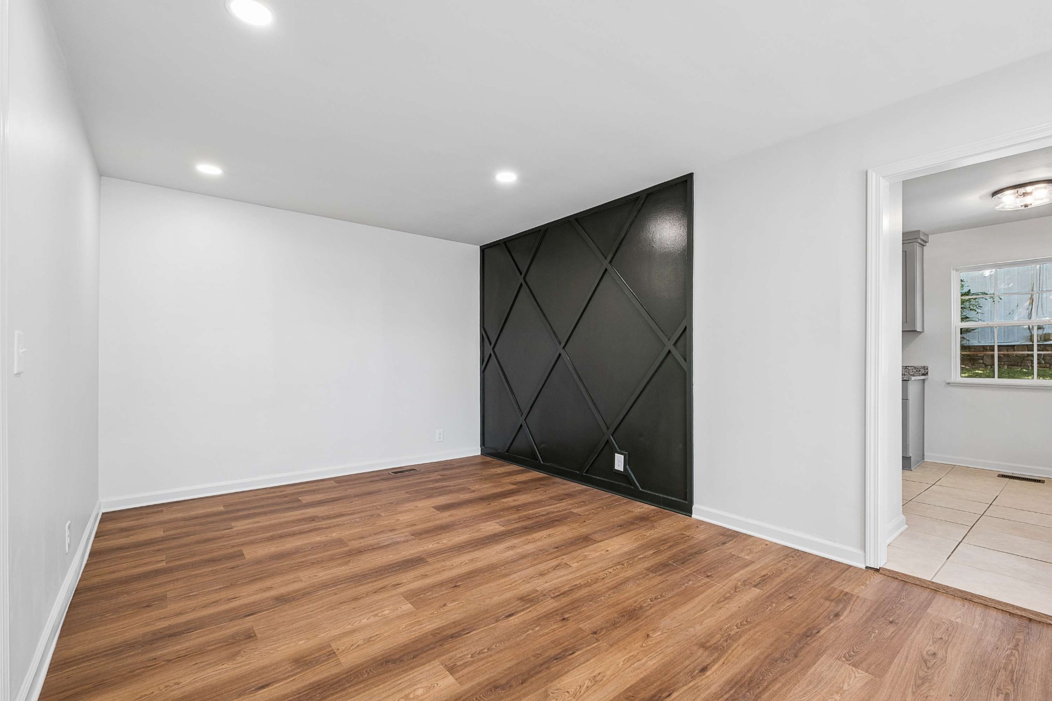101 Robert Yoest Dr Property Photo 6